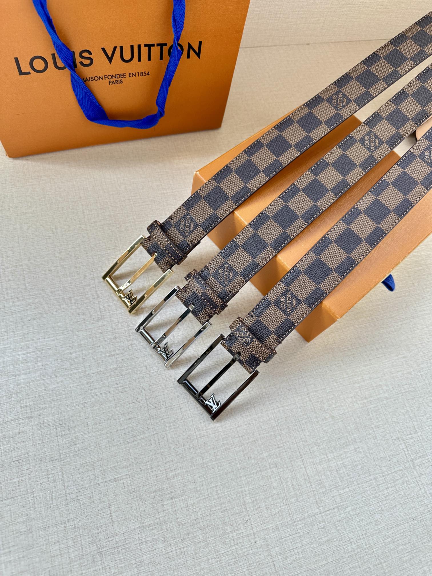 Louis Vuitton Male Basic Belt Canvas M-l