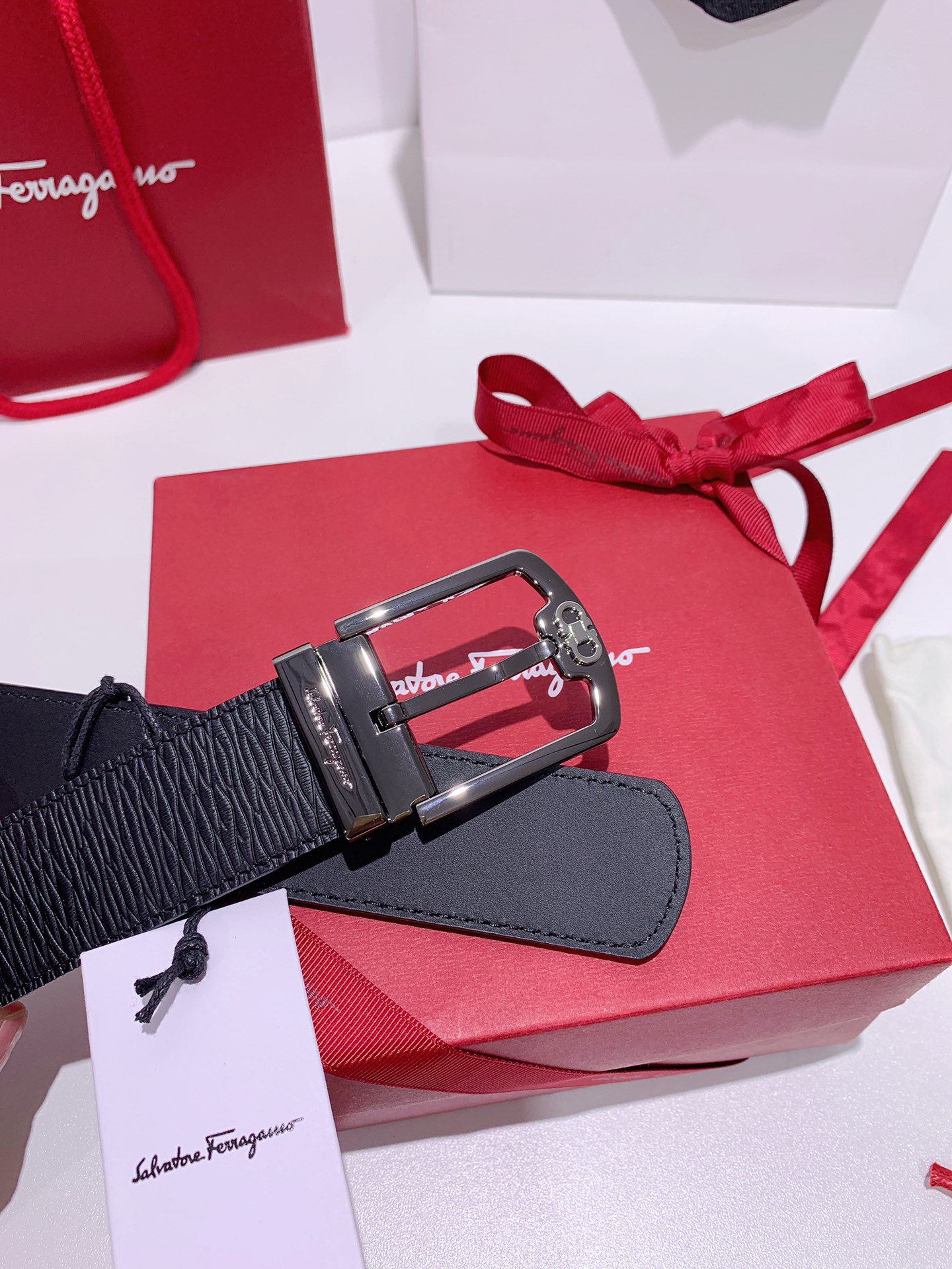 Salvatore Ferragamo Male Leather Belt Top Grain Leather S-m-l