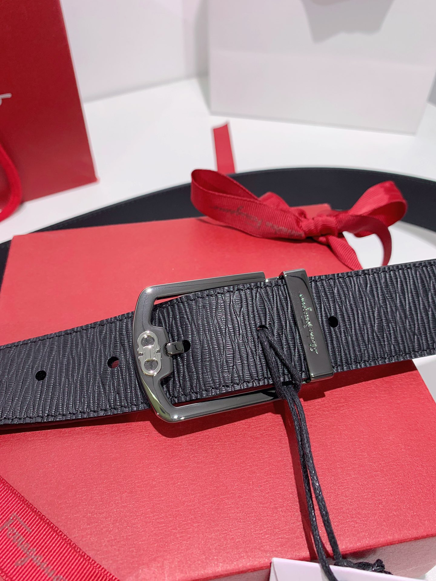 Salvatore Ferragamo Male Leather Belt Top Grain Leather S-m-l