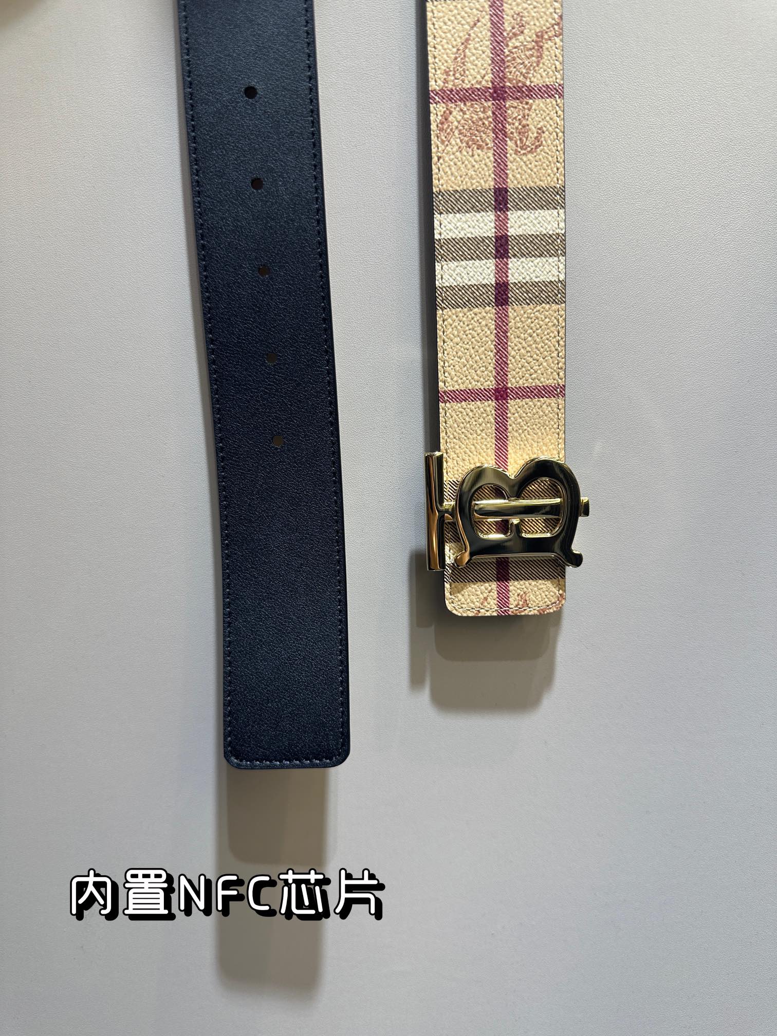 Burberry Basic Belt M