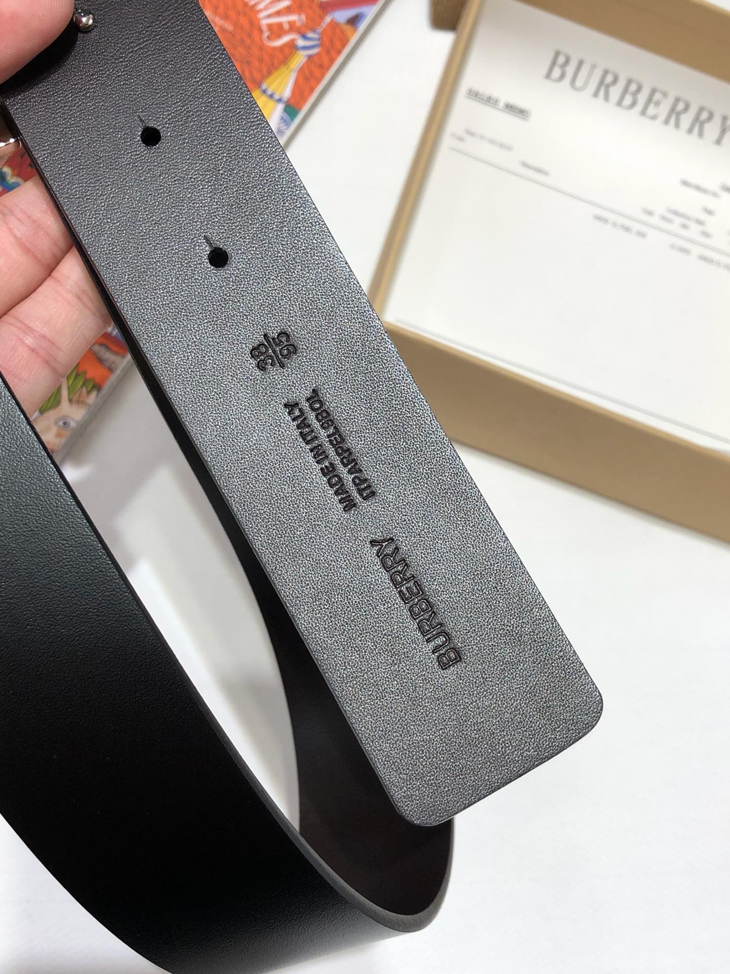 Burberry Basic Belt M