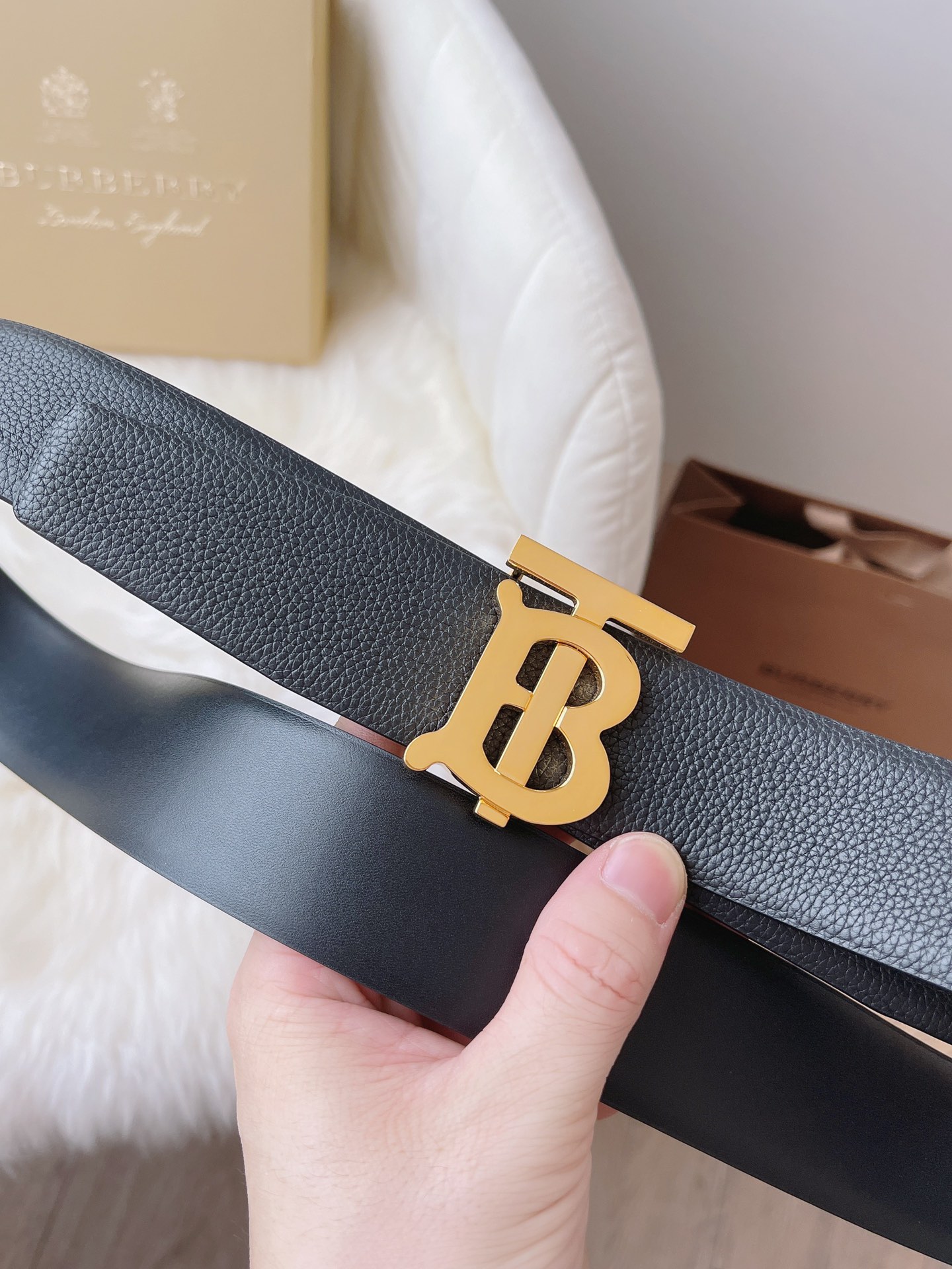 Burberry Basic Belt Top Grain Leather 38mm