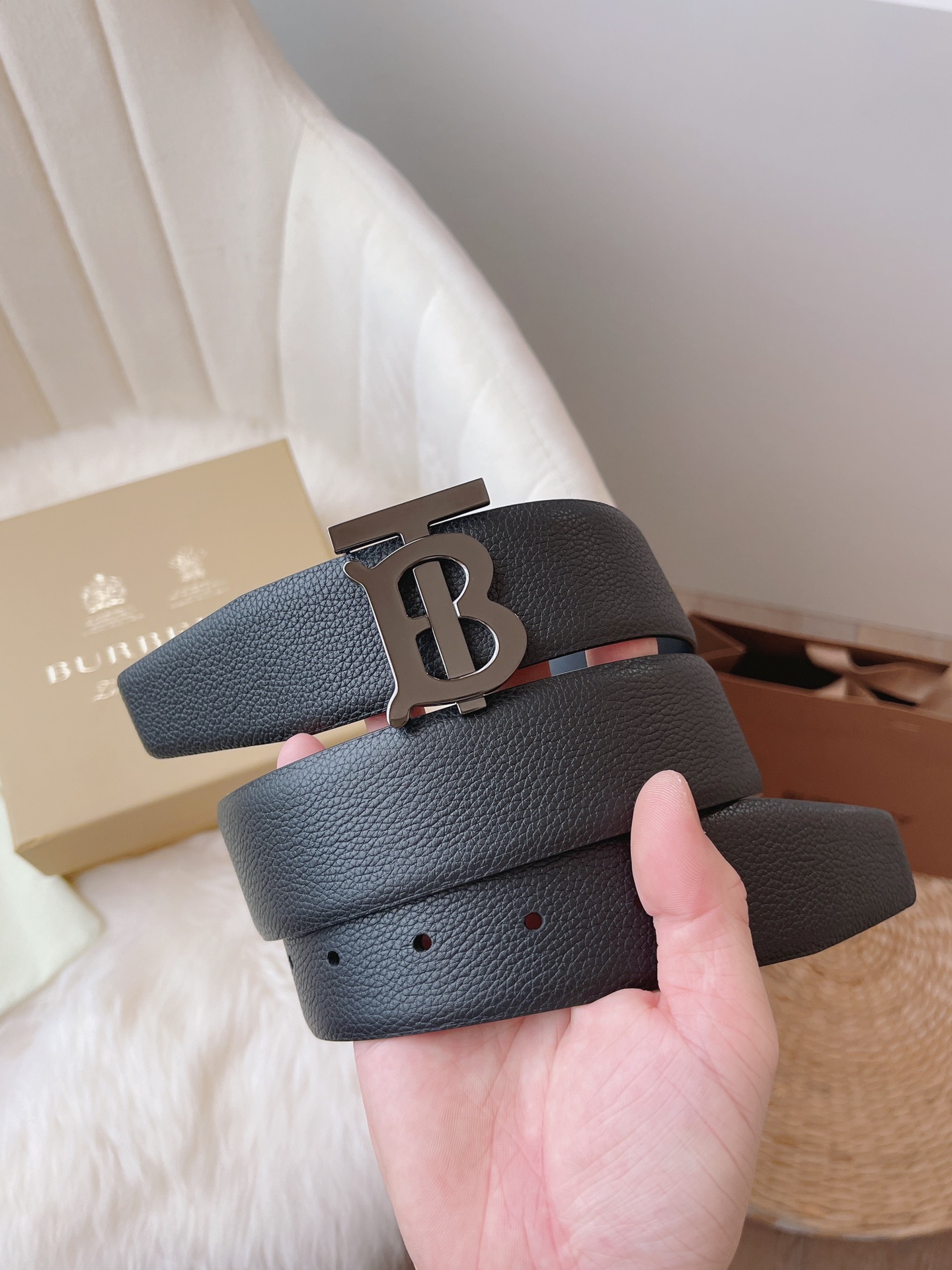 Burberry Male Leather Belt 40mm