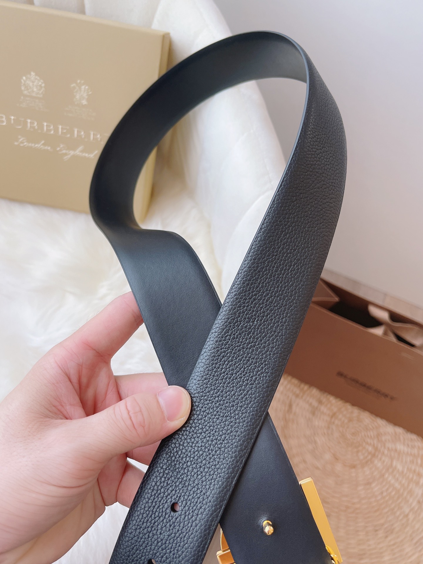 Burberry Male Leather Belt 40mm