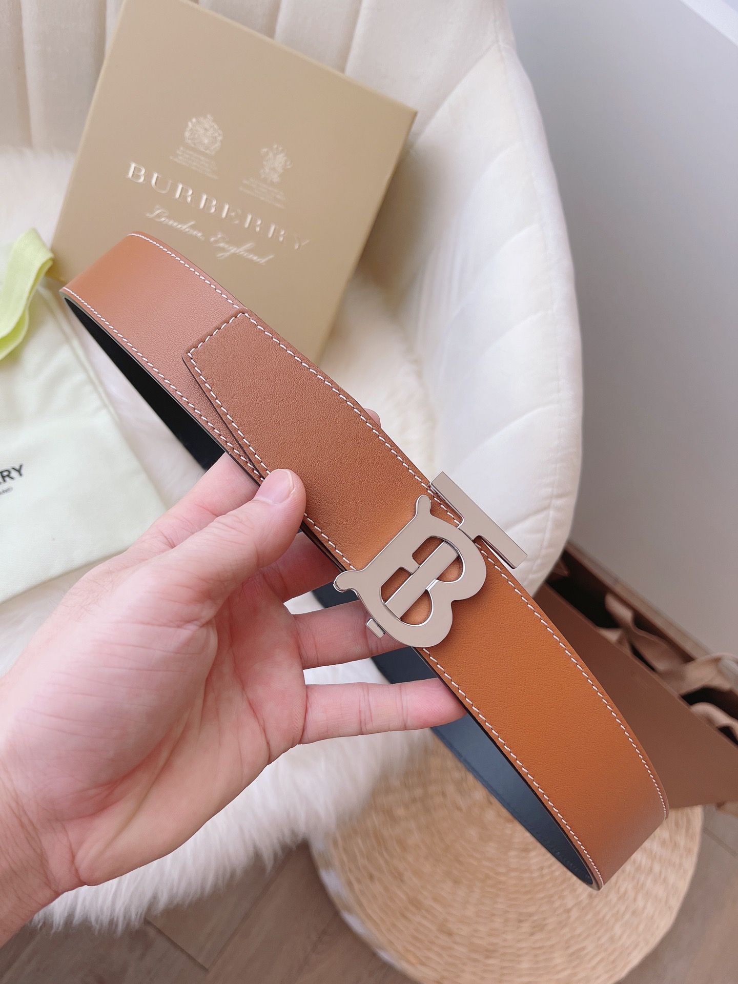 Burberry Male Leather Belt 40mm