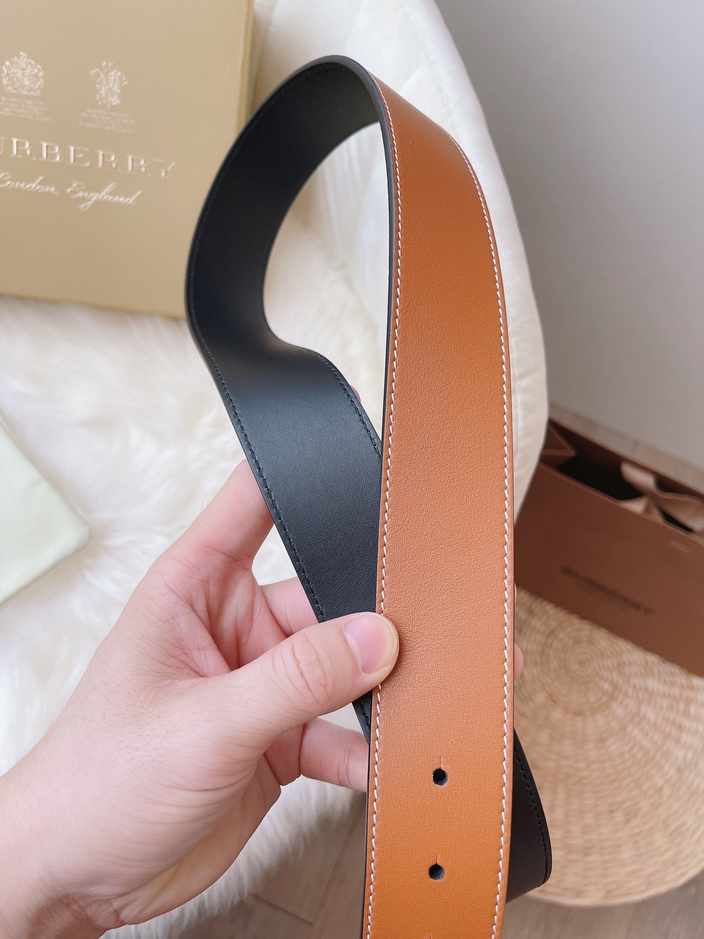 Burberry Male Leather Belt 40mm