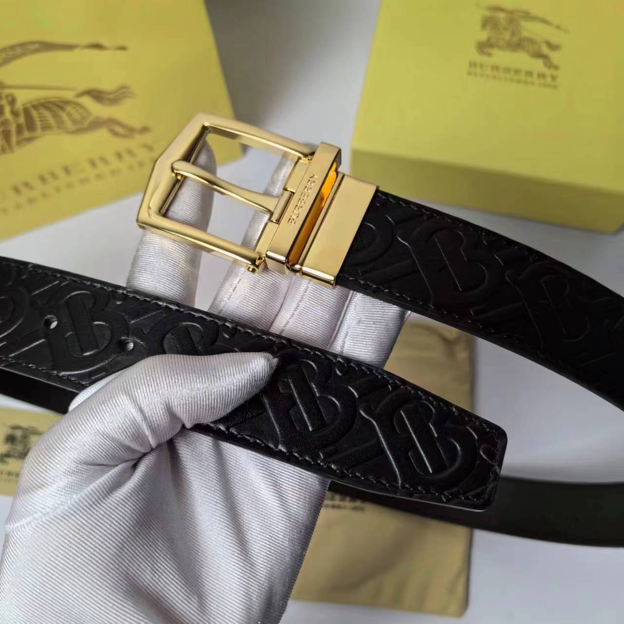 Burberry Male Basic Belt Cow Leather M