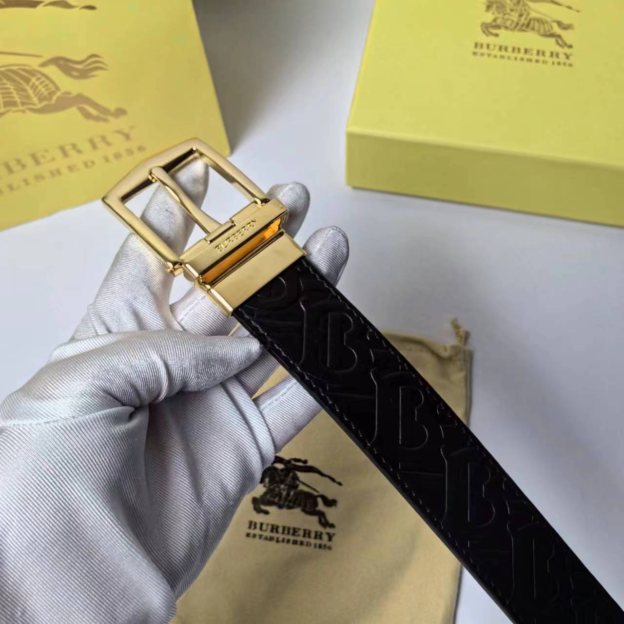 Burberry Male Basic Belt Cow Leather M