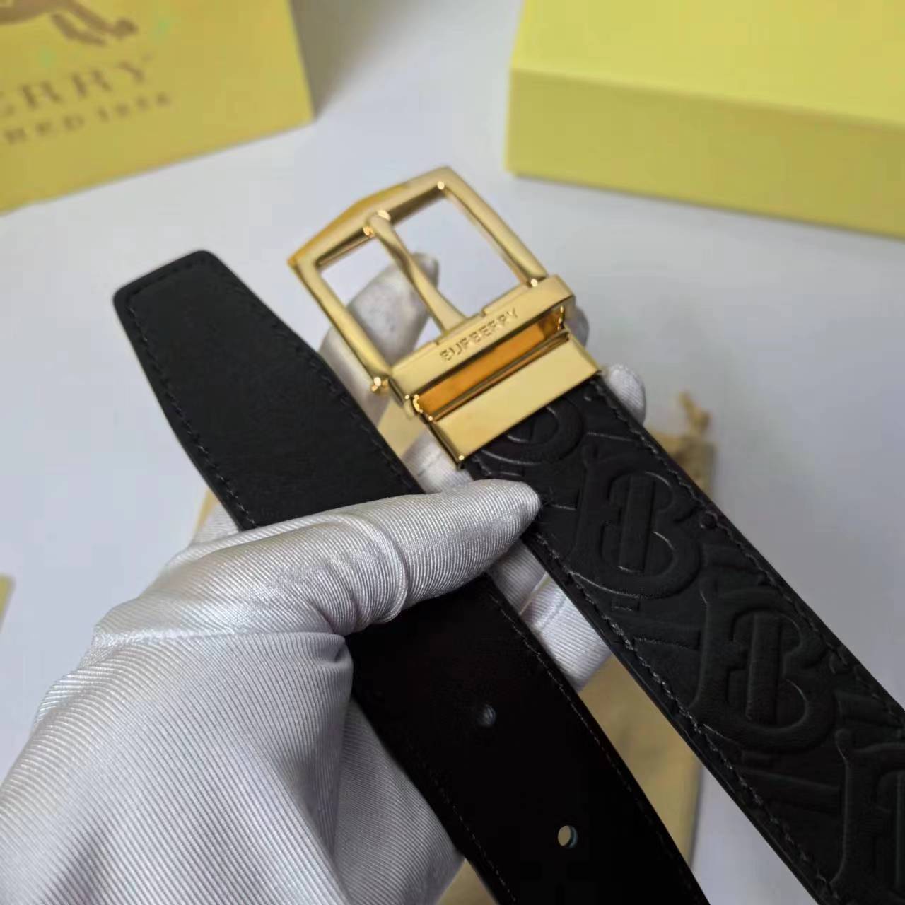 Burberry Male Basic Belt Cow Leather M