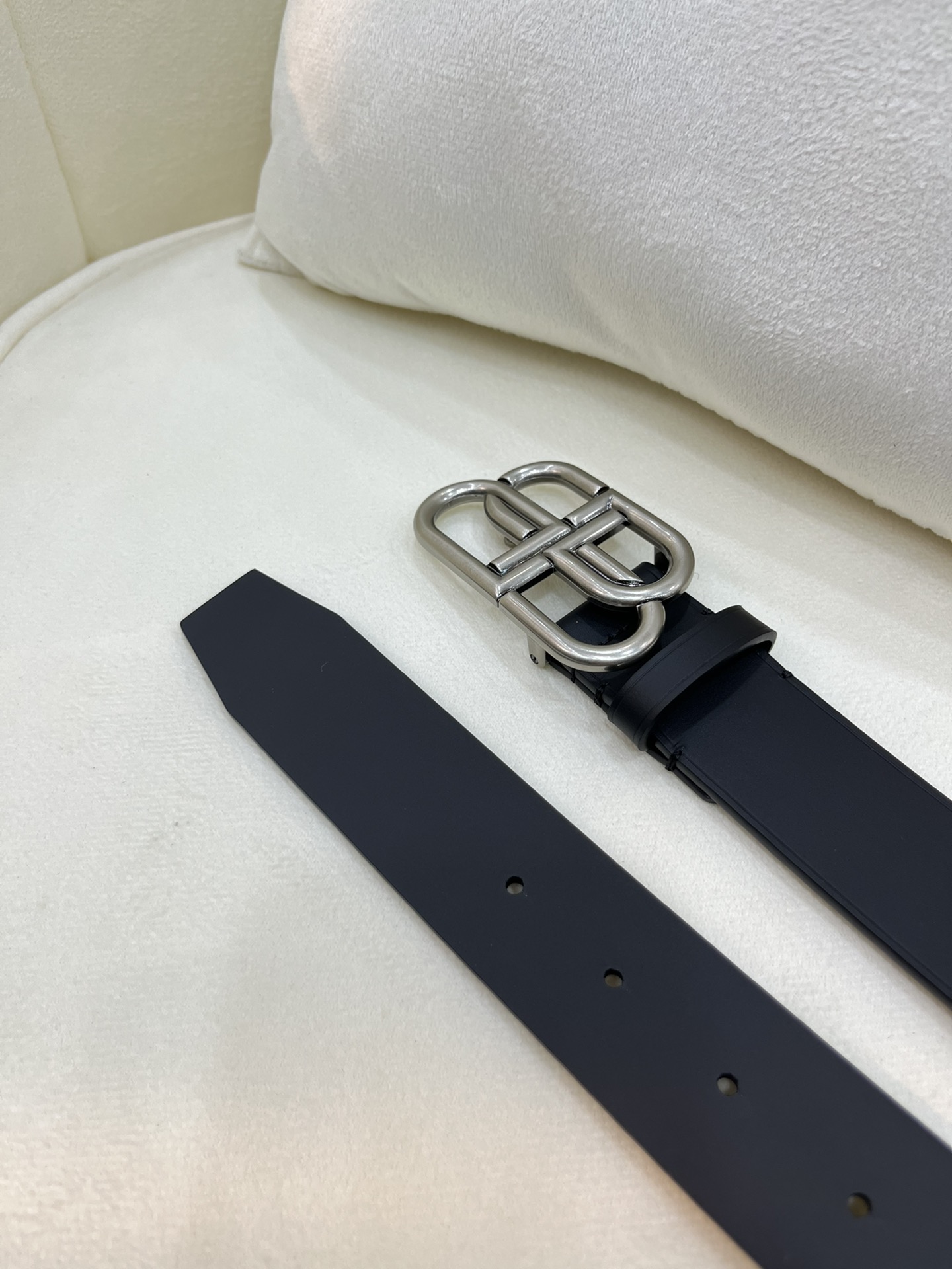 Balenciaga Basic Belt Cow Leather M