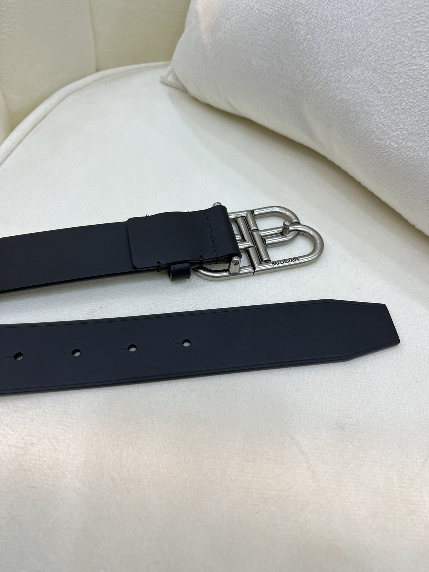 Balenciaga Basic Belt Cow Leather M