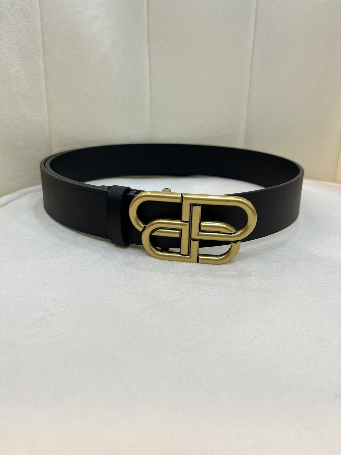 Balenciaga Basic Belt Cow Leather M