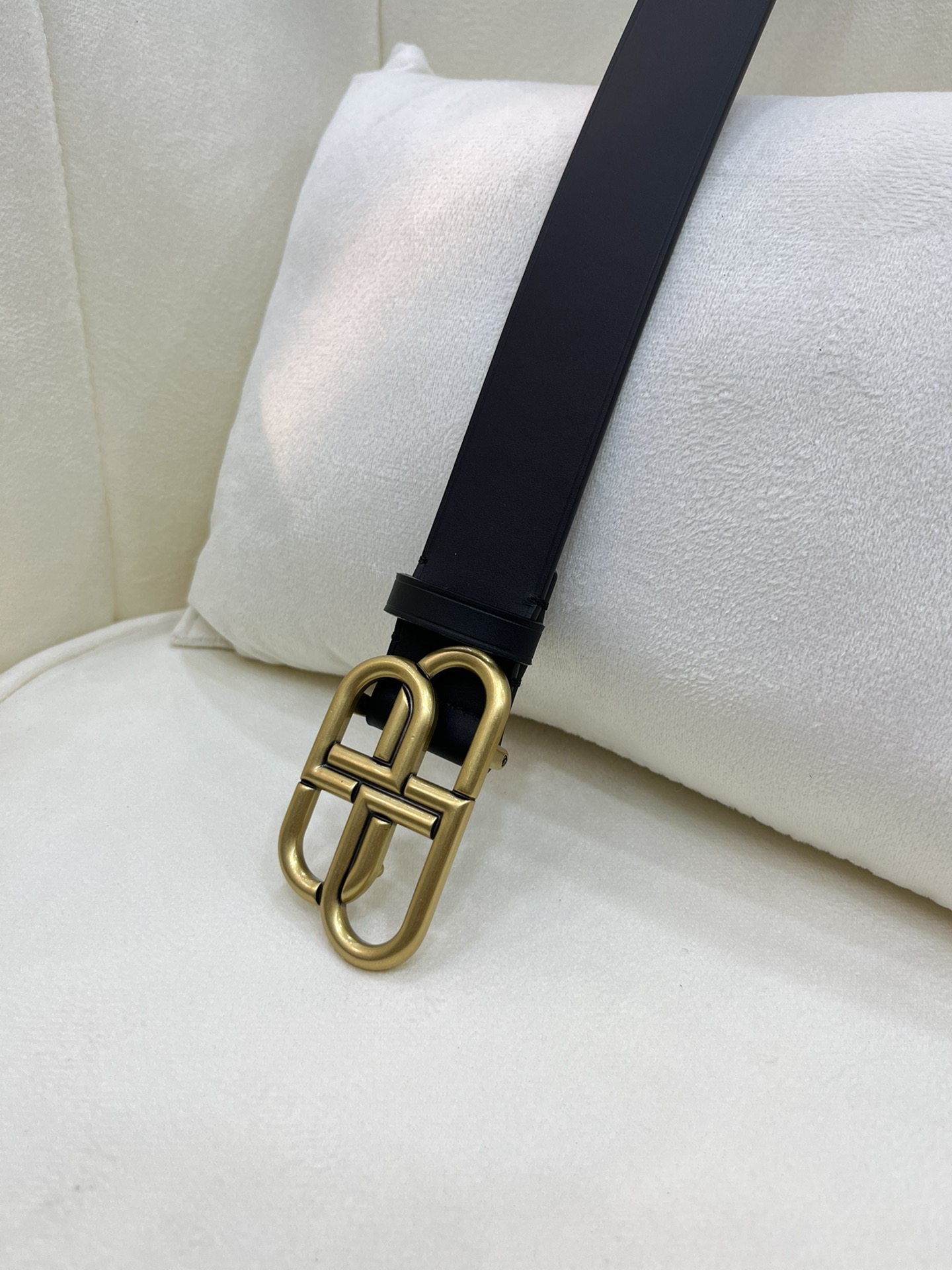 Balenciaga Basic Belt Cow Leather M