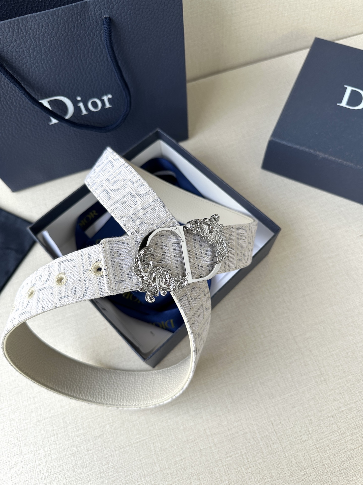 Dior Male Basic Belt Gold M-l