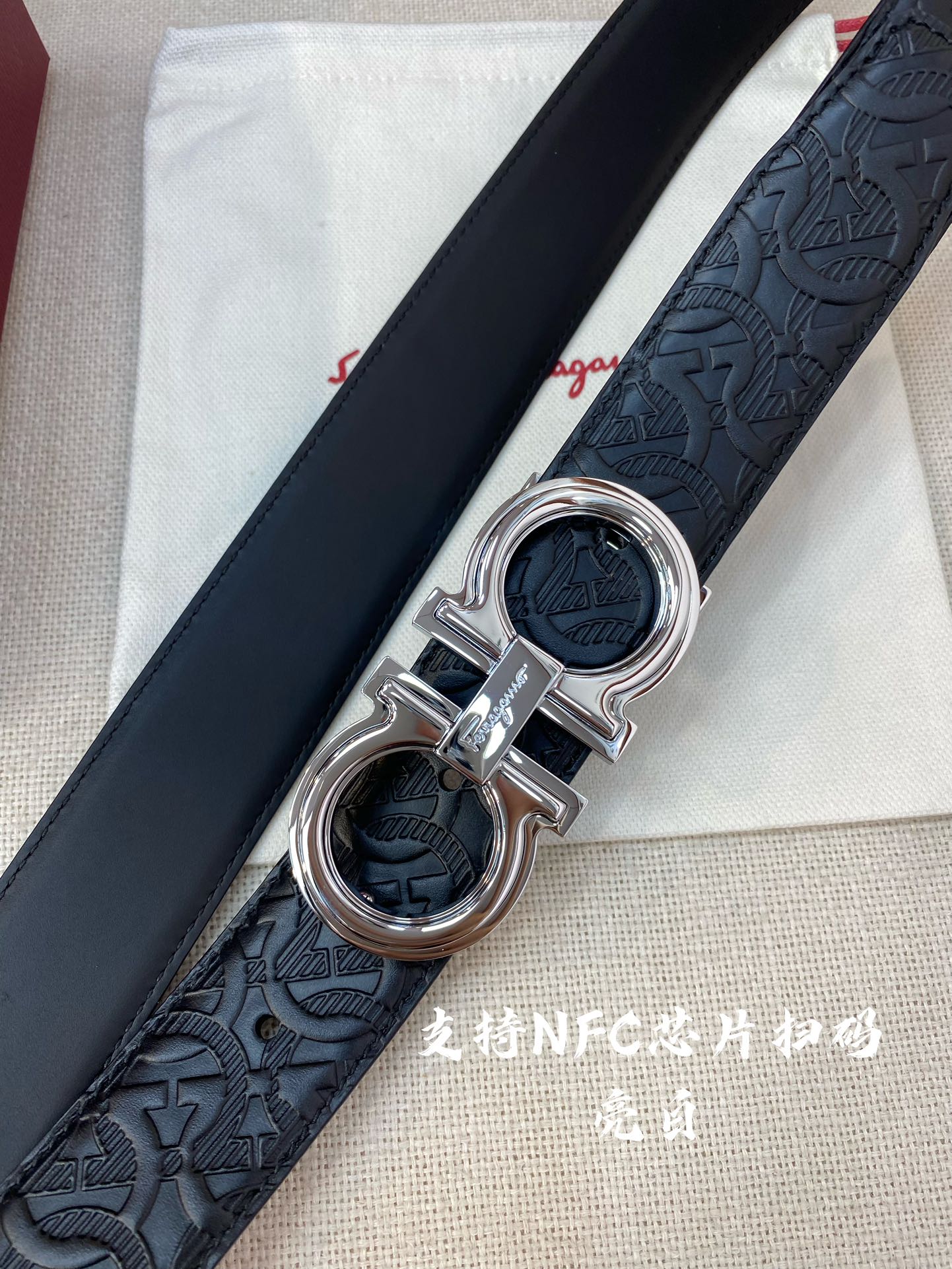 Salvatore Ferragamo Male Leather Belt Cow Leather M