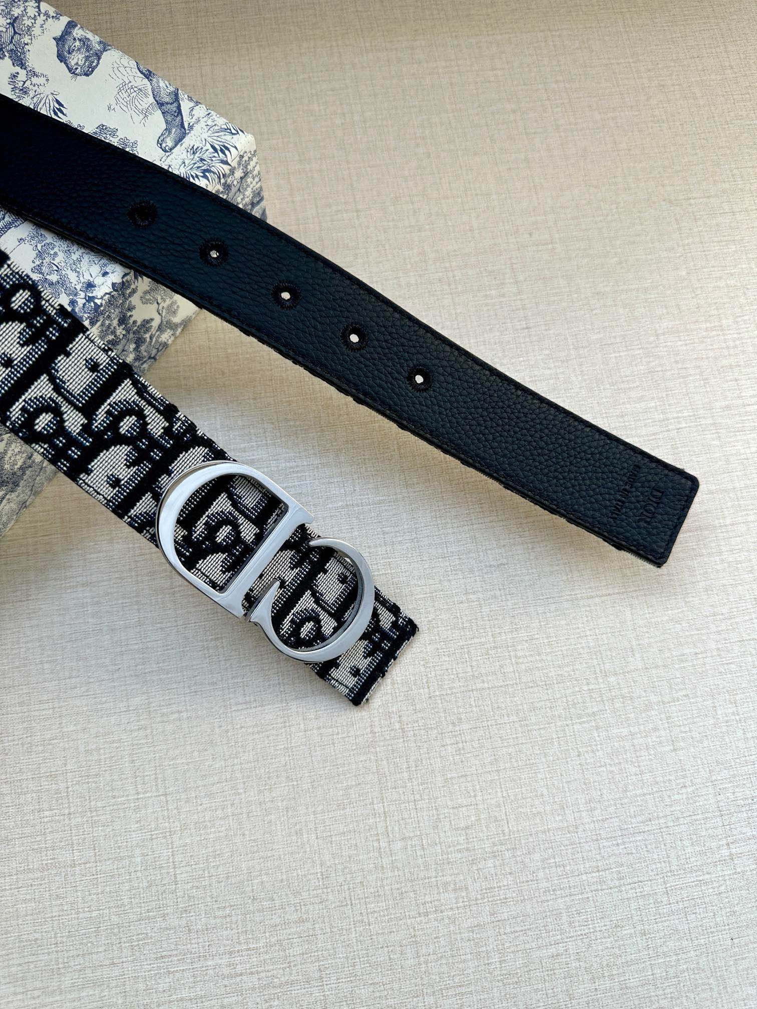 Dior Basic Belt M