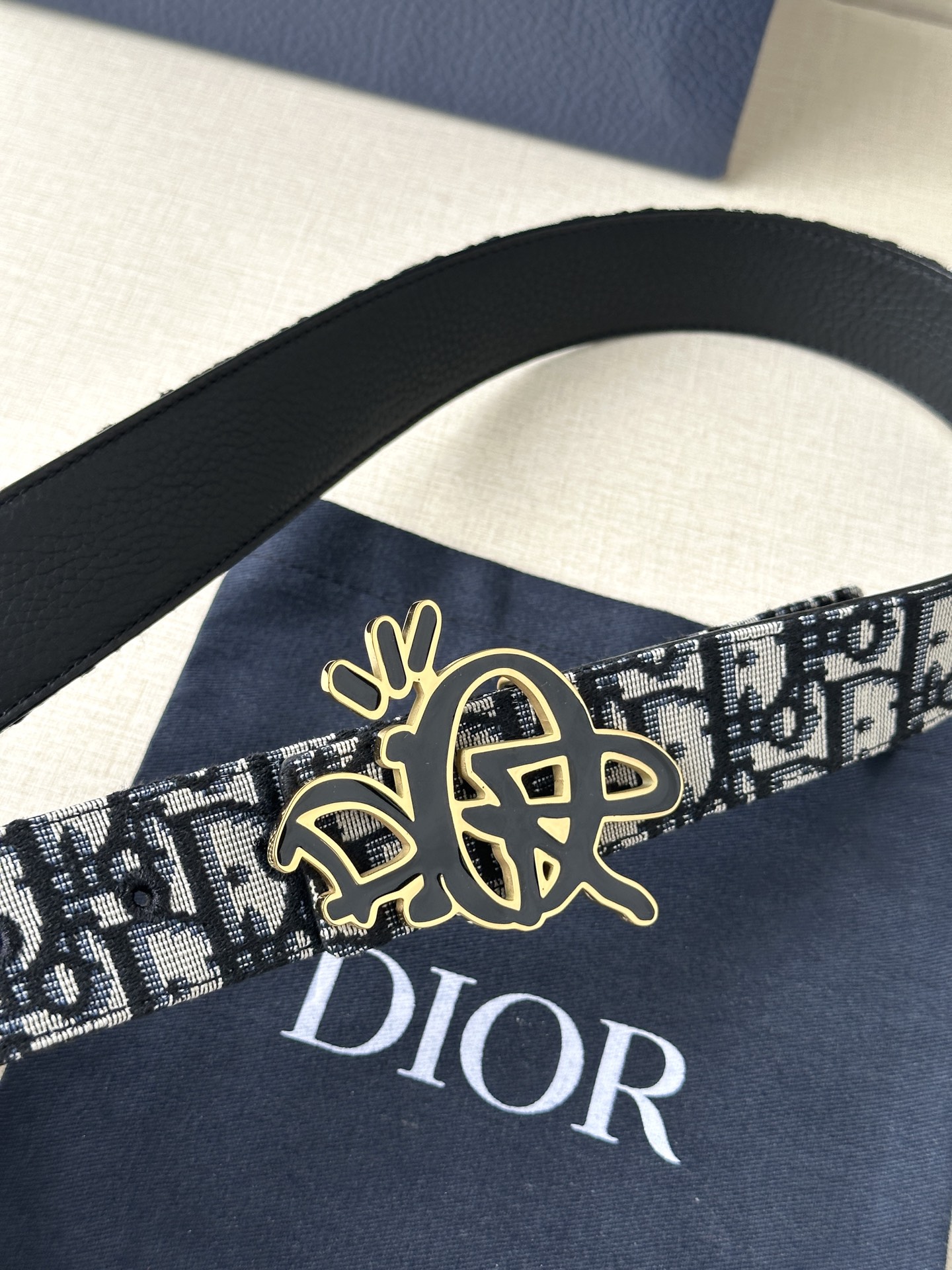 Basic Belt White S-m-l