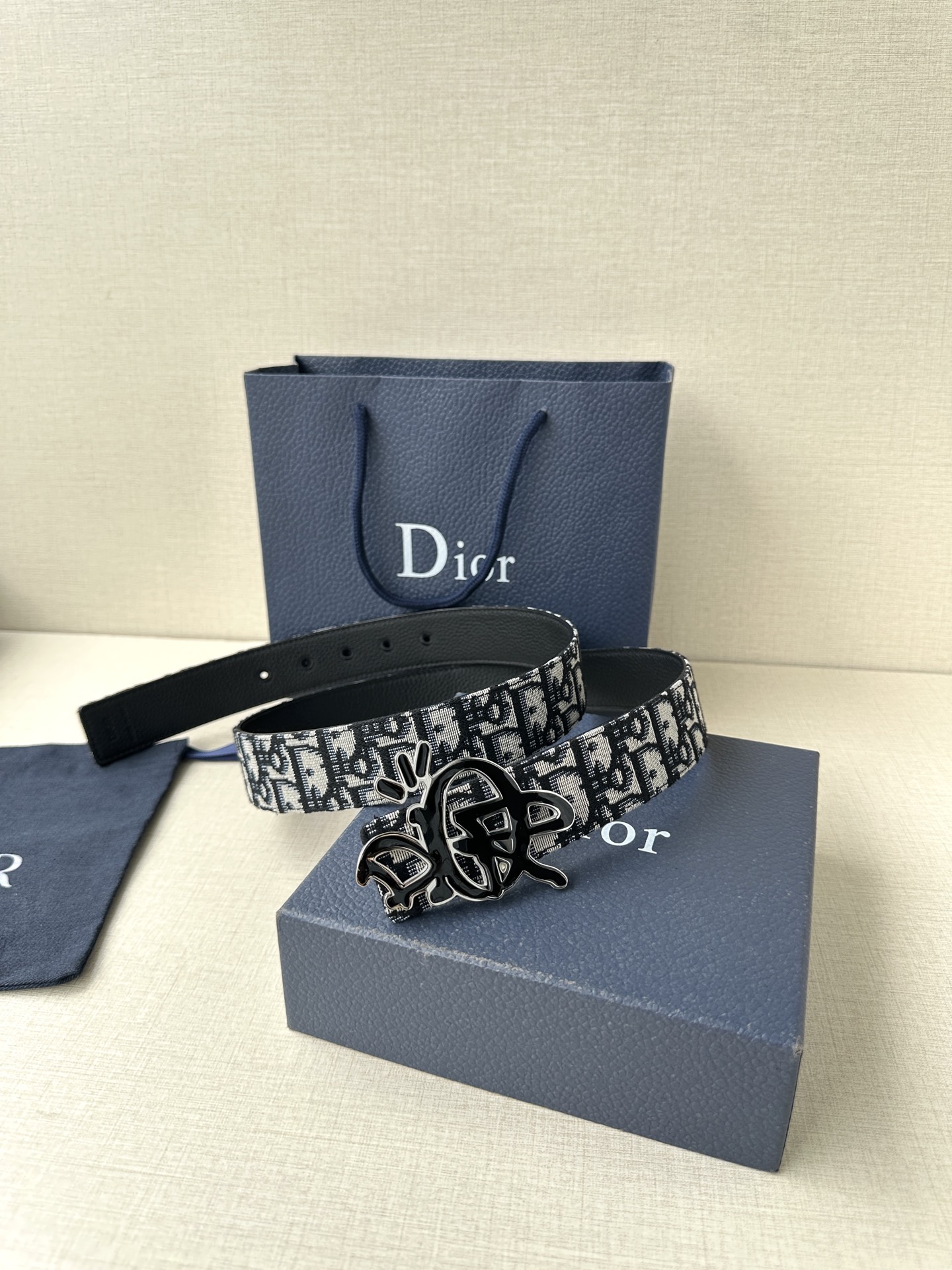 Basic Belt White S-m-l