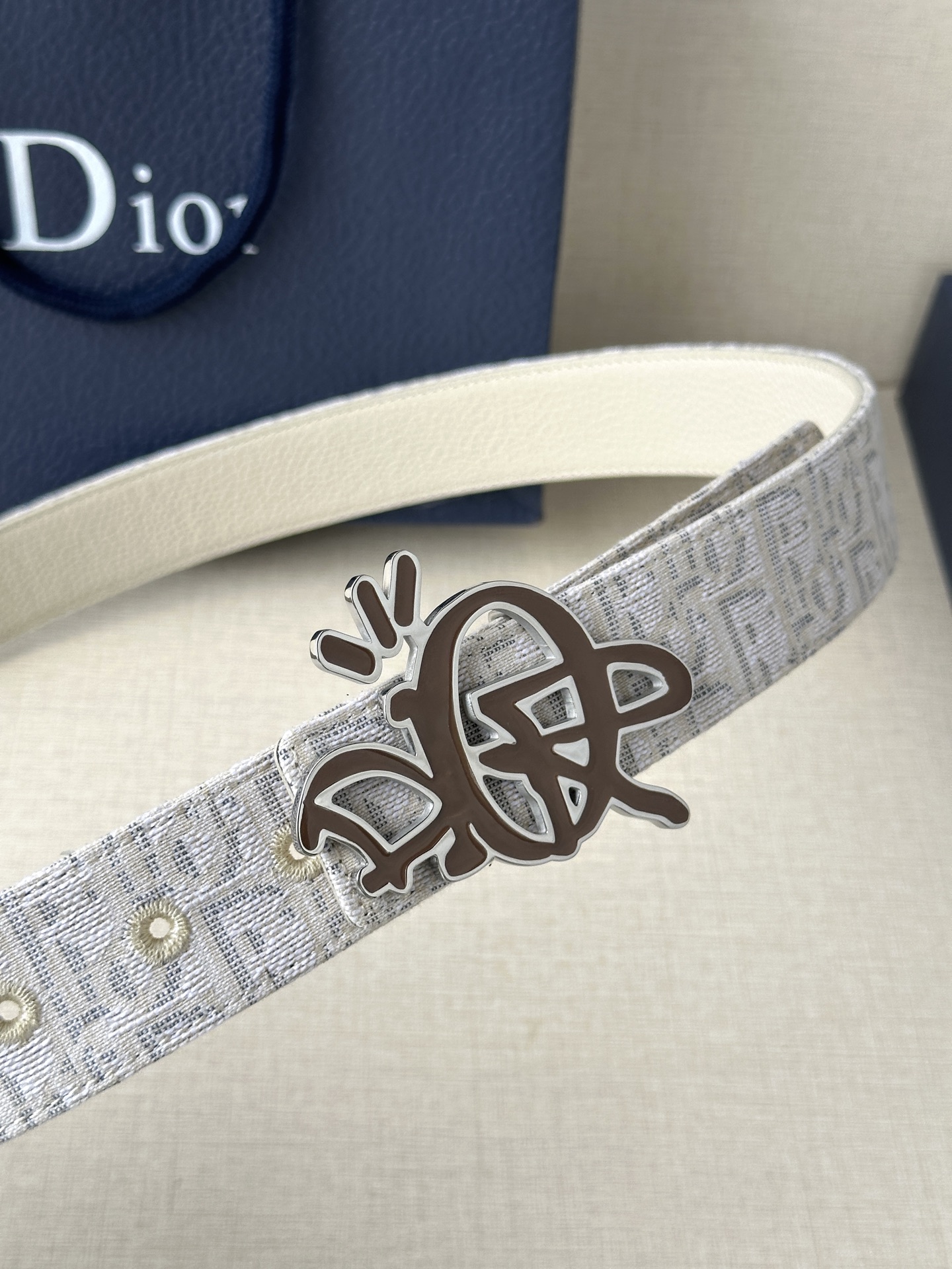 Basic Belt White S-m-l