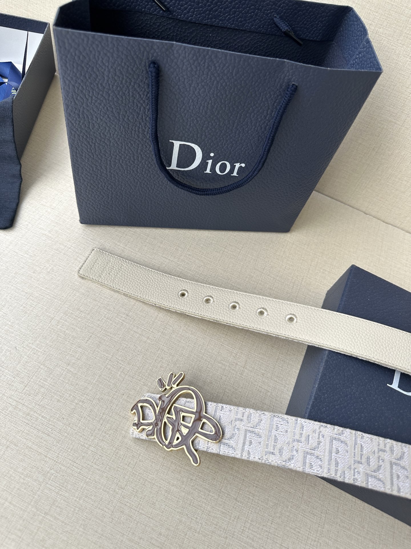 Basic Belt White S-m-l