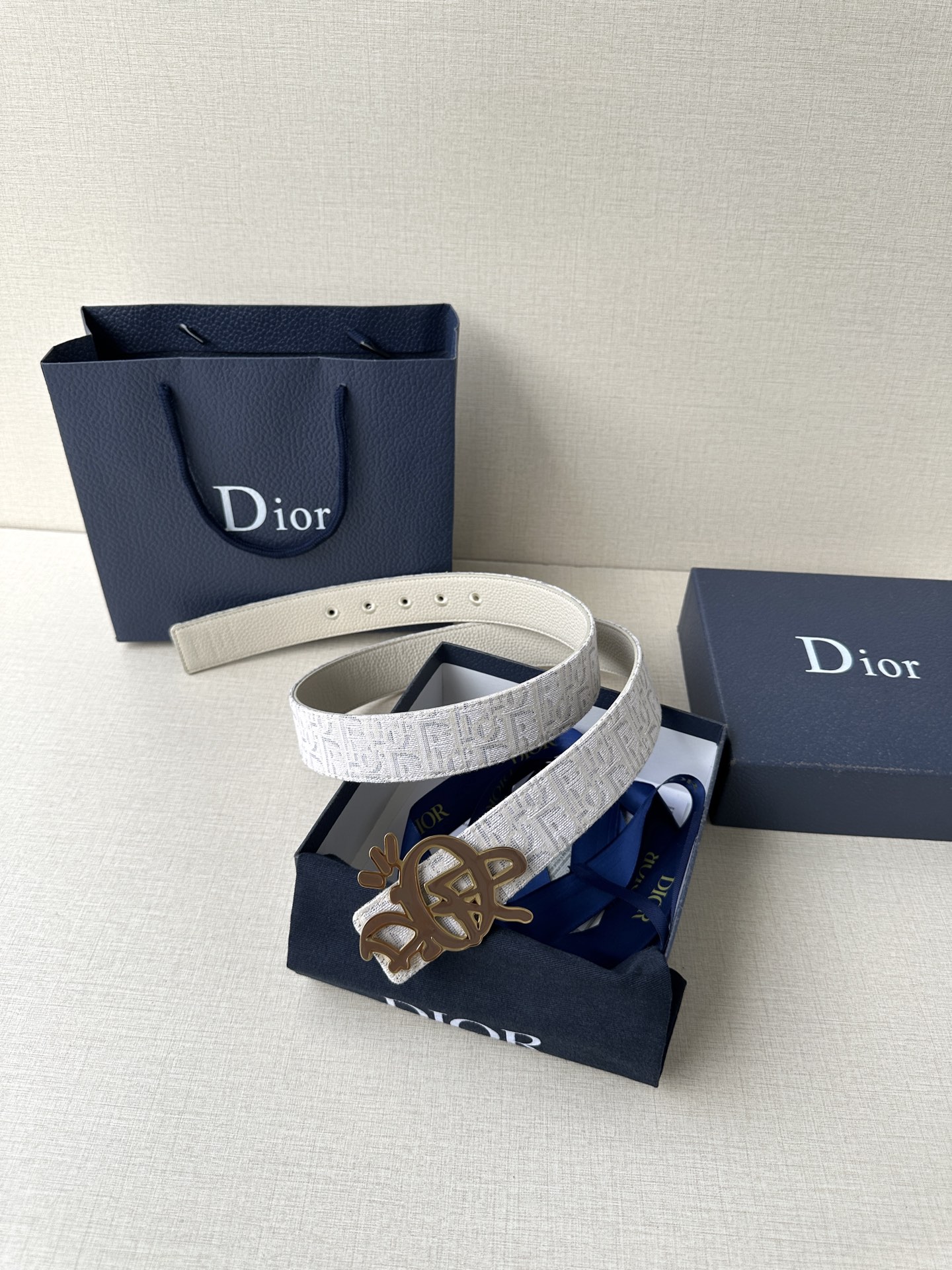 Basic Belt White S-m-l