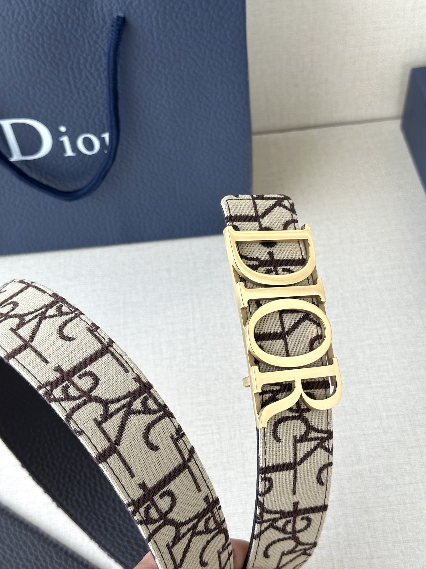 Basic Belt White S-m-l