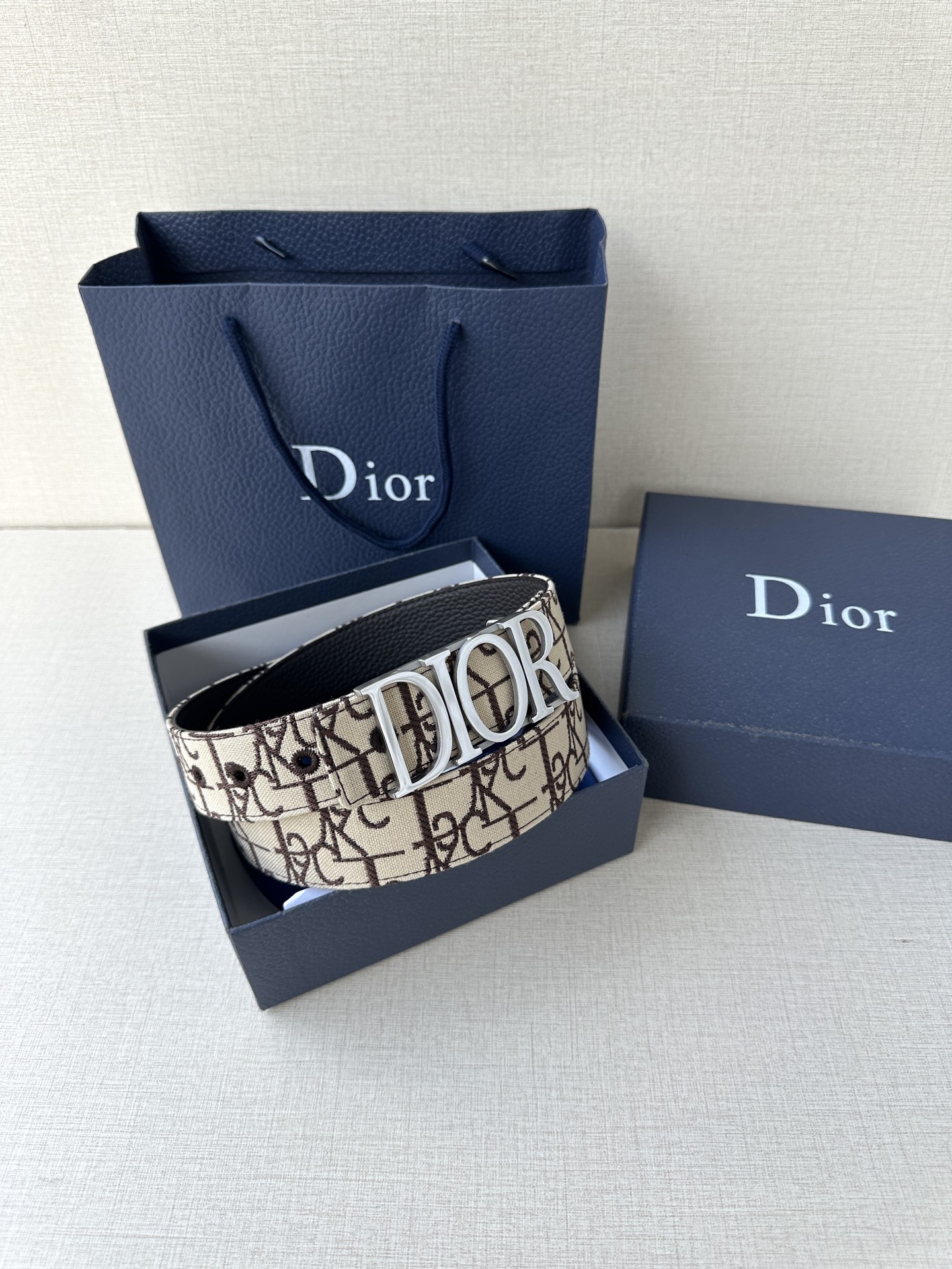 Basic Belt White S-m-l