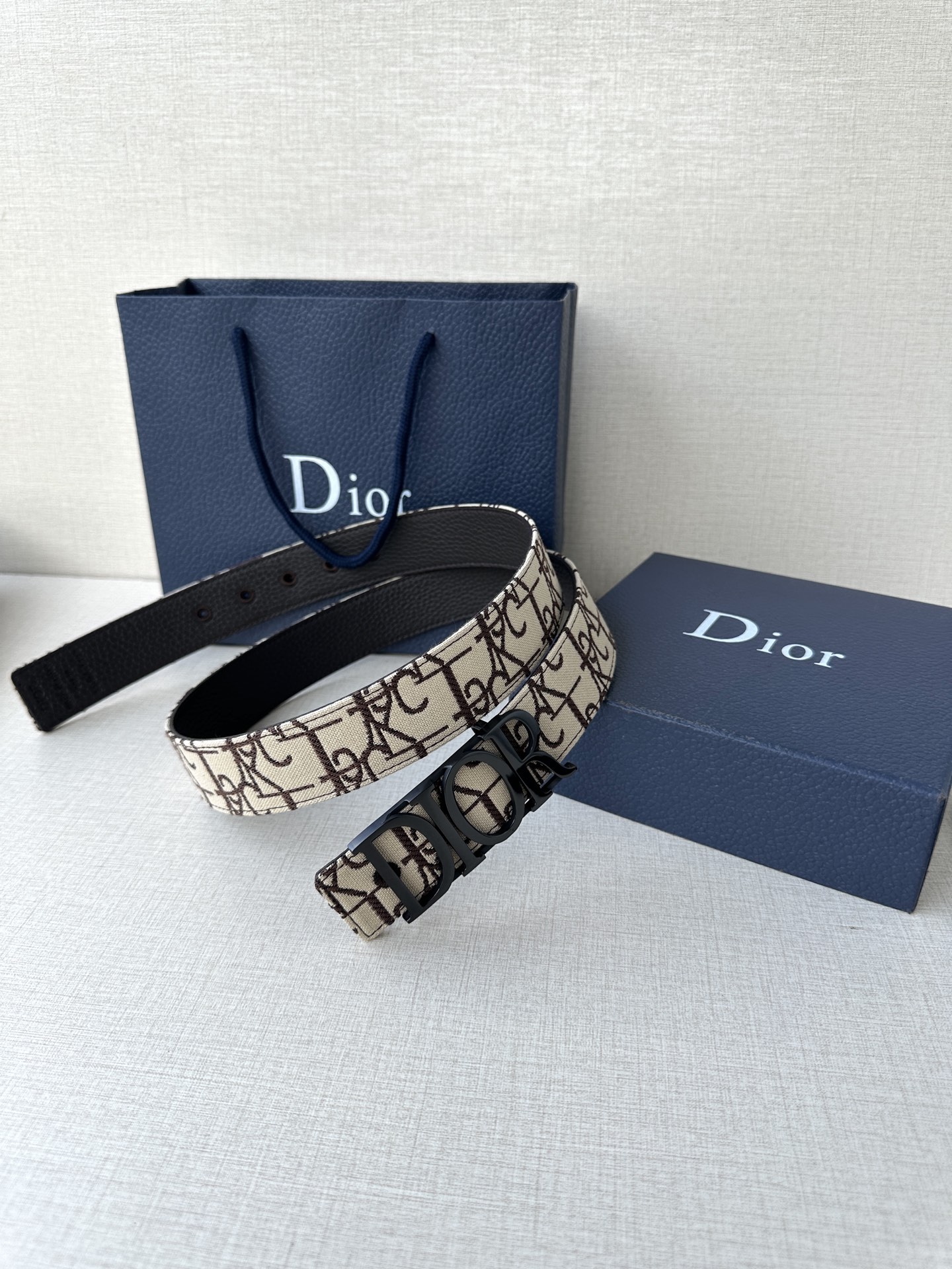 Basic Belt White S-m-l