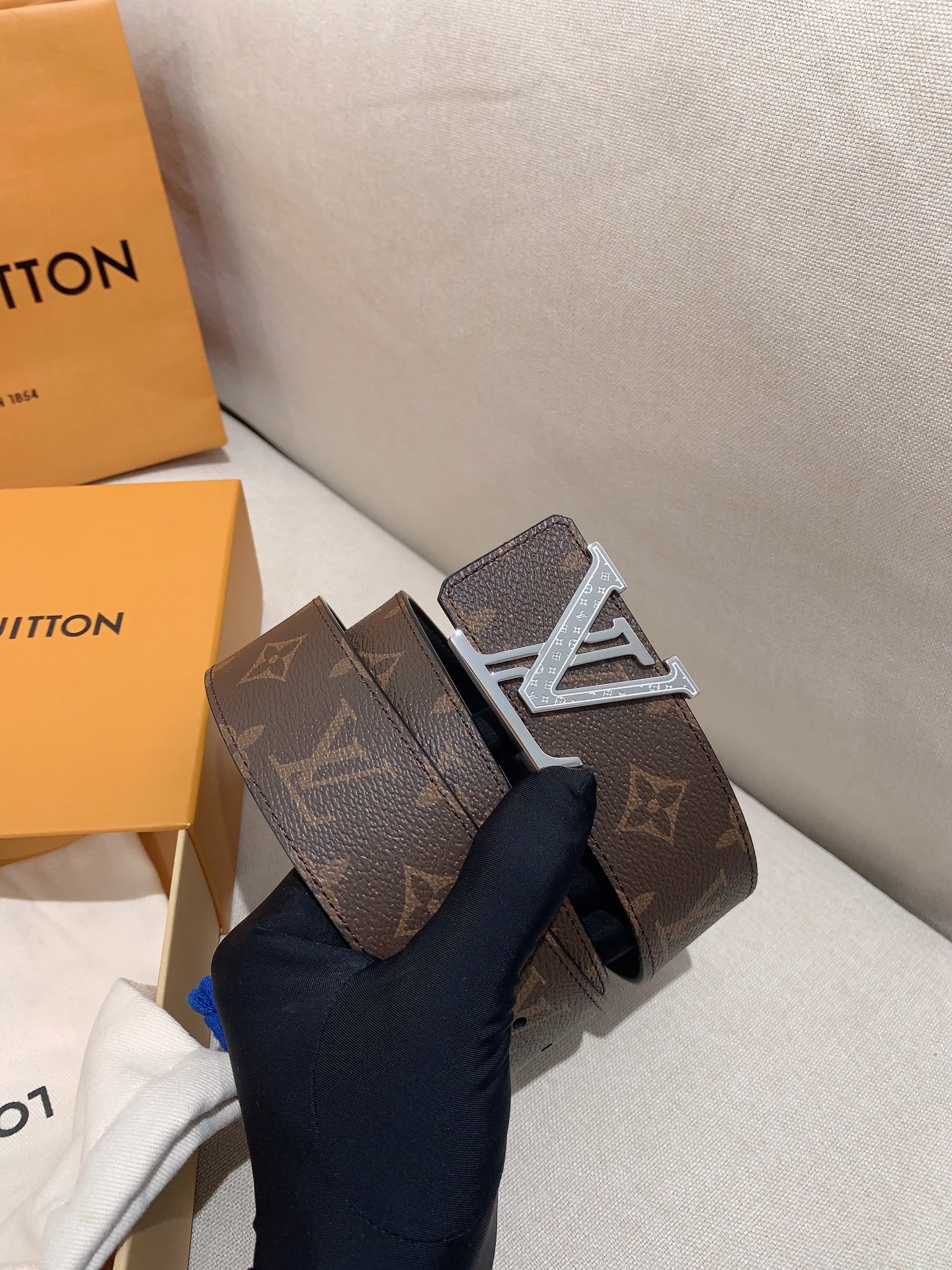 Louis Vuitton Basic Belt