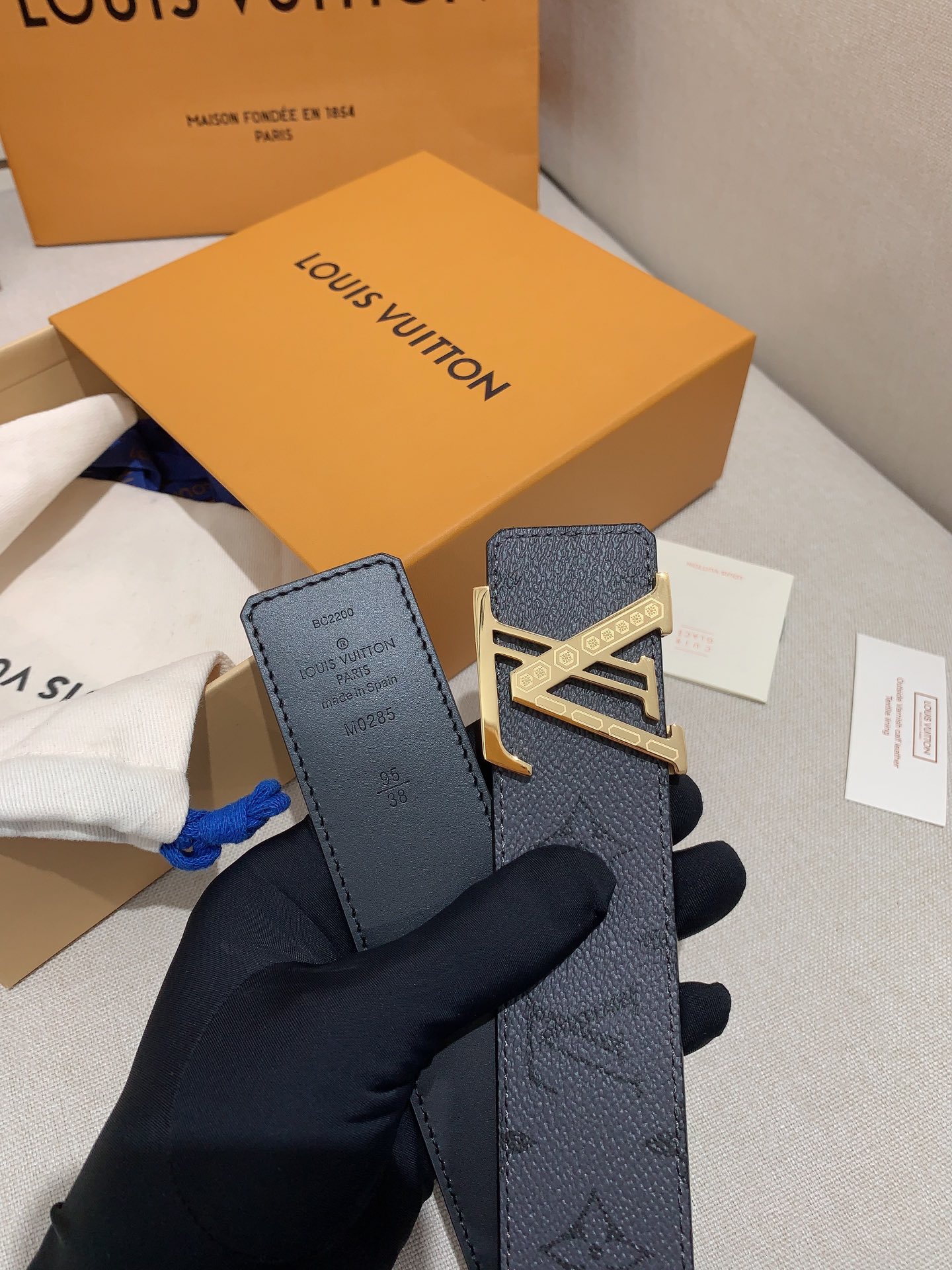 Louis Vuitton Basic Belt