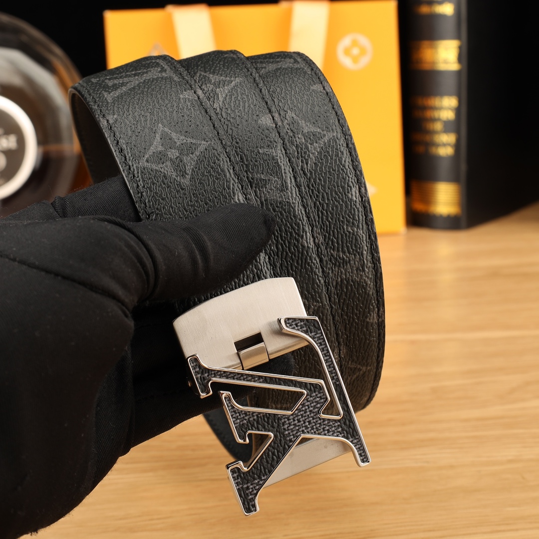 Louis Vuitton Basic Belt