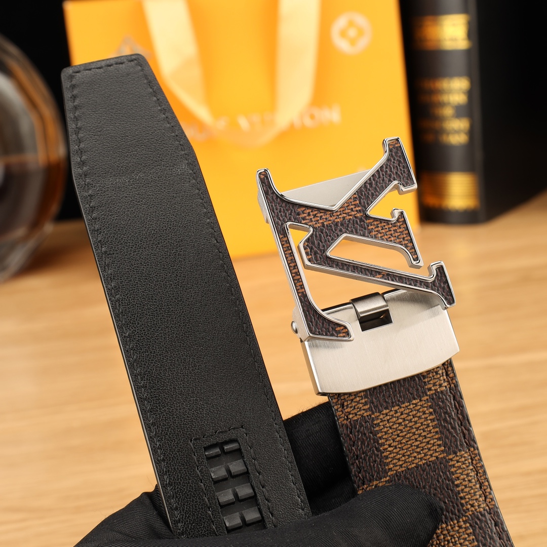 Louis Vuitton Basic Belt