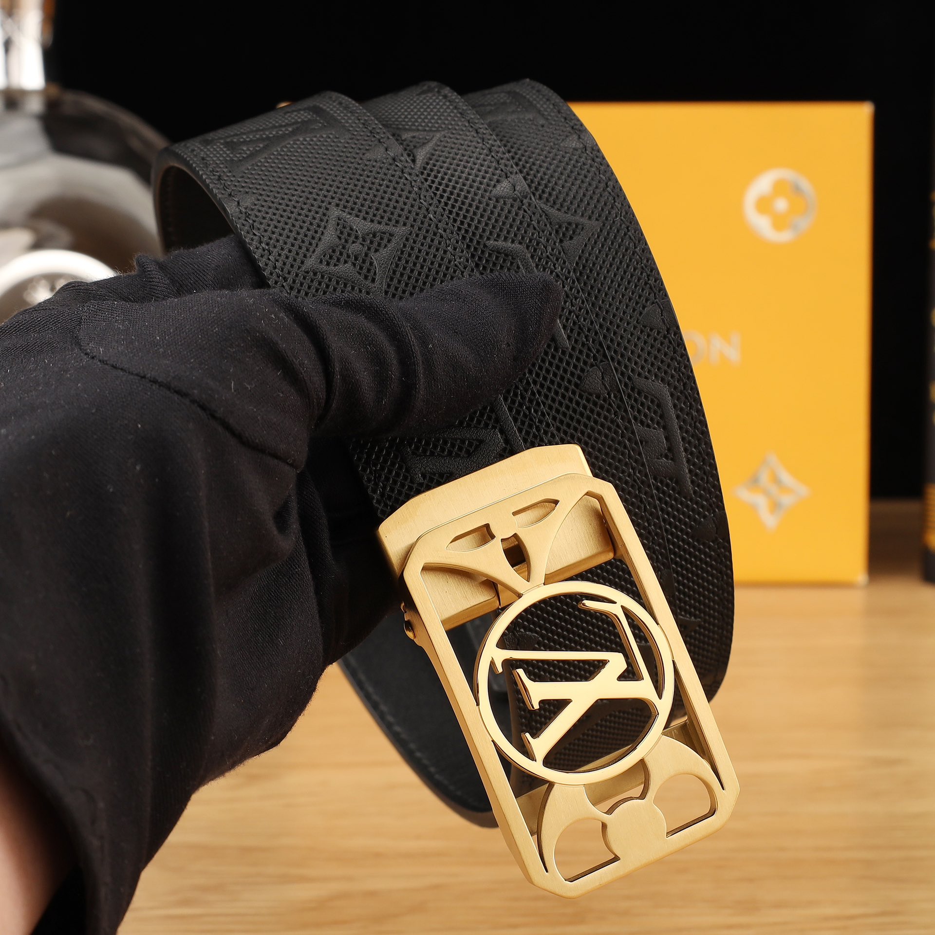 Louis Vuitton Basic Belt