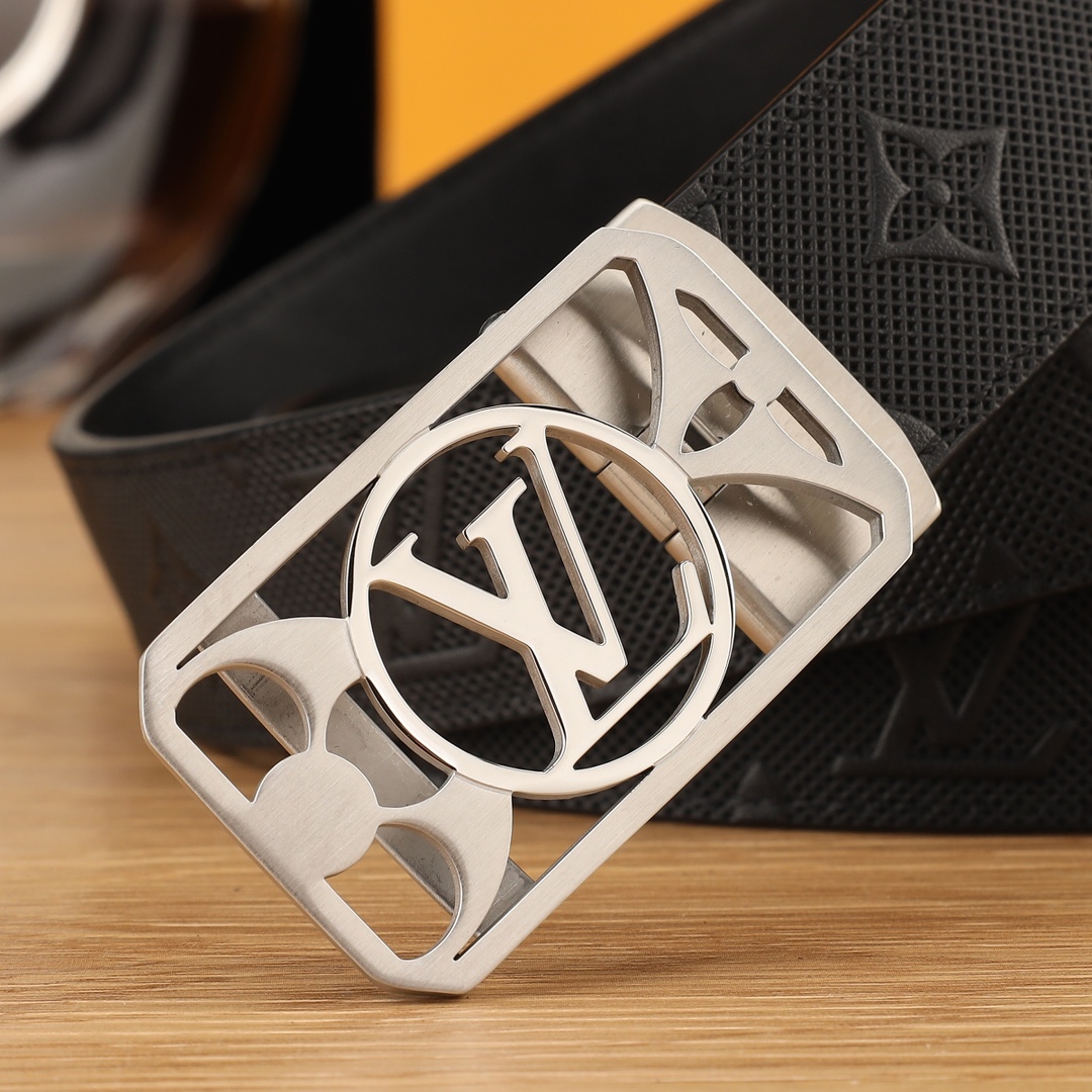Louis Vuitton Basic Belt