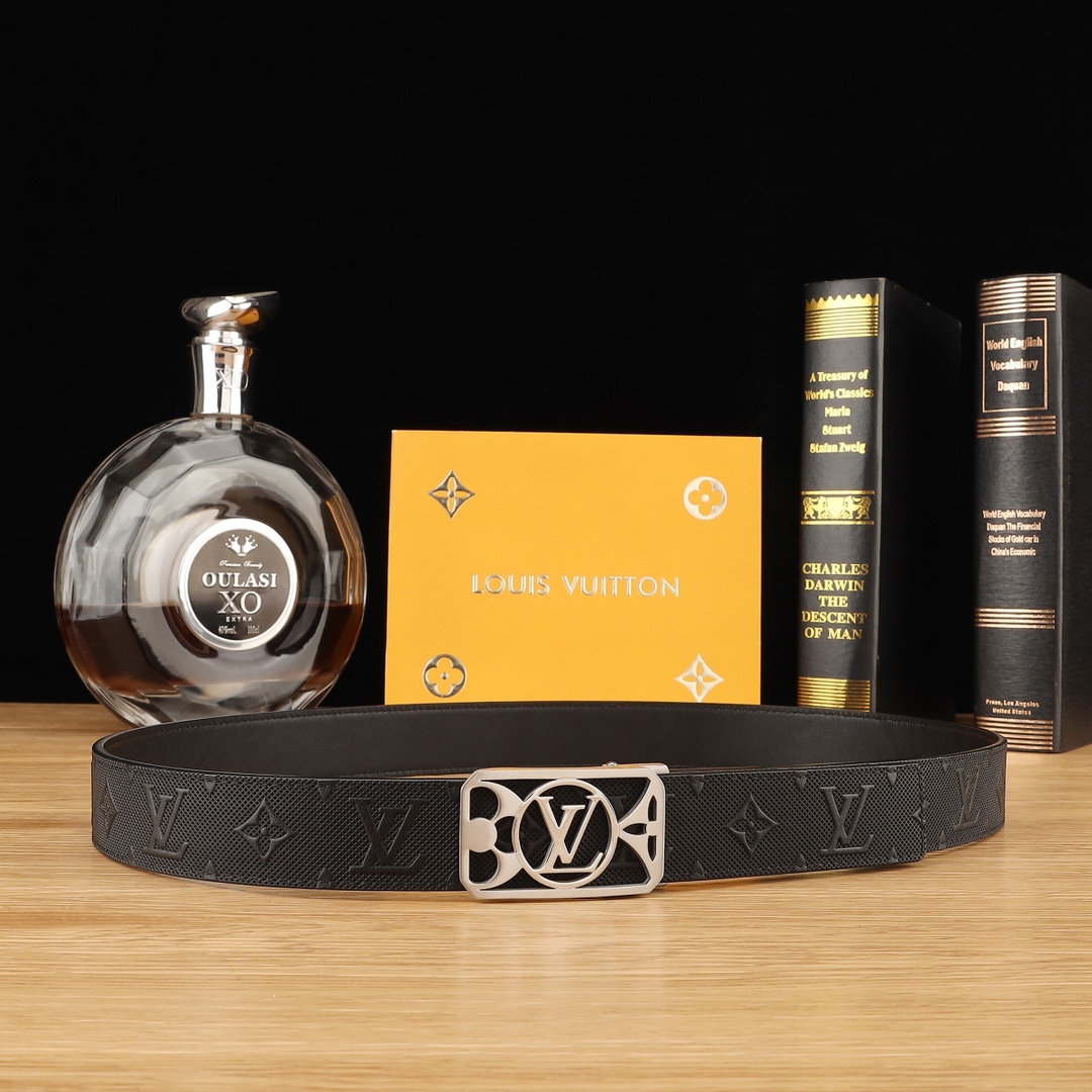 Louis Vuitton Basic Belt