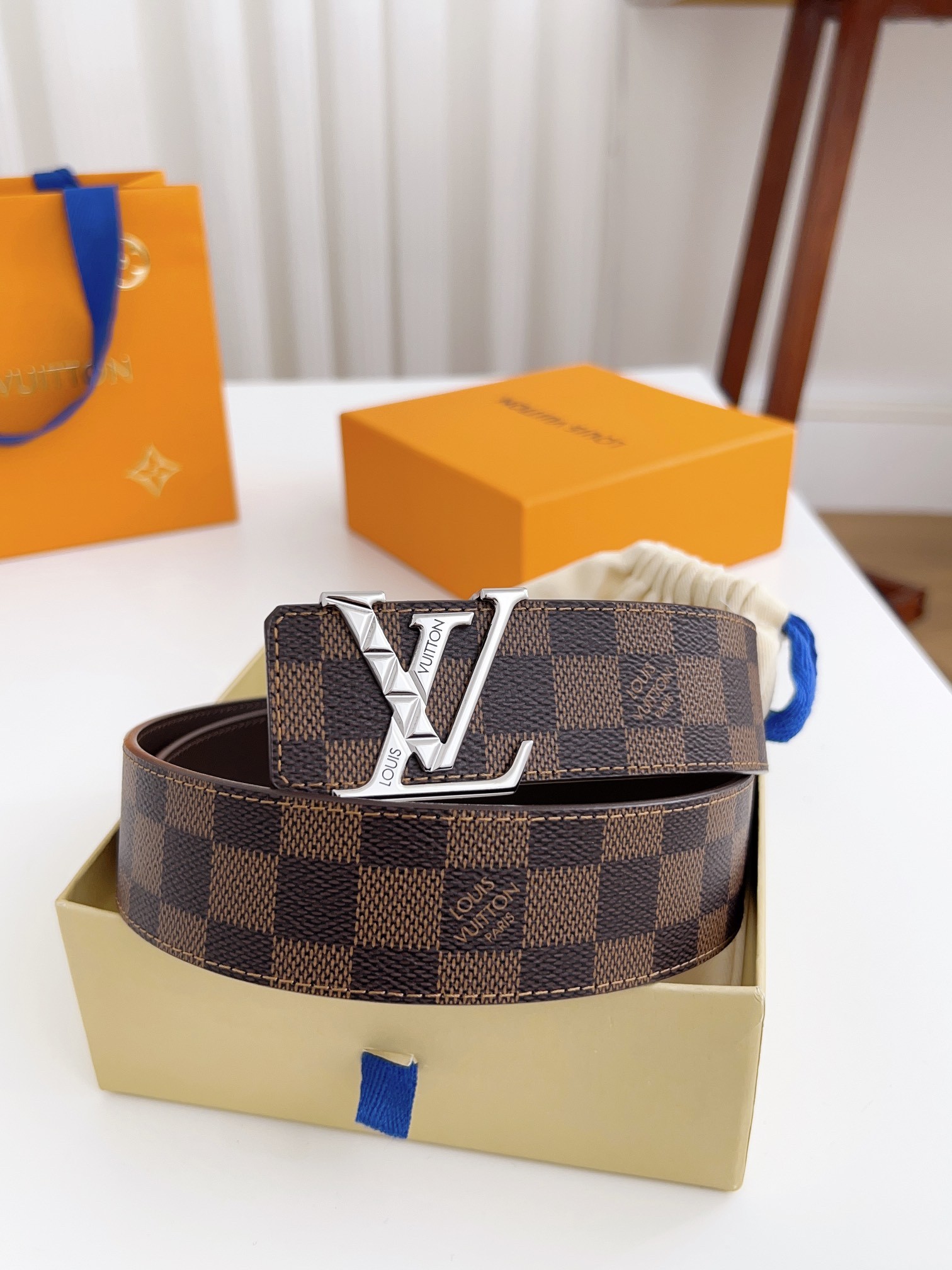 Louis Vuitton Basic Belt Cow Leather Waterproof