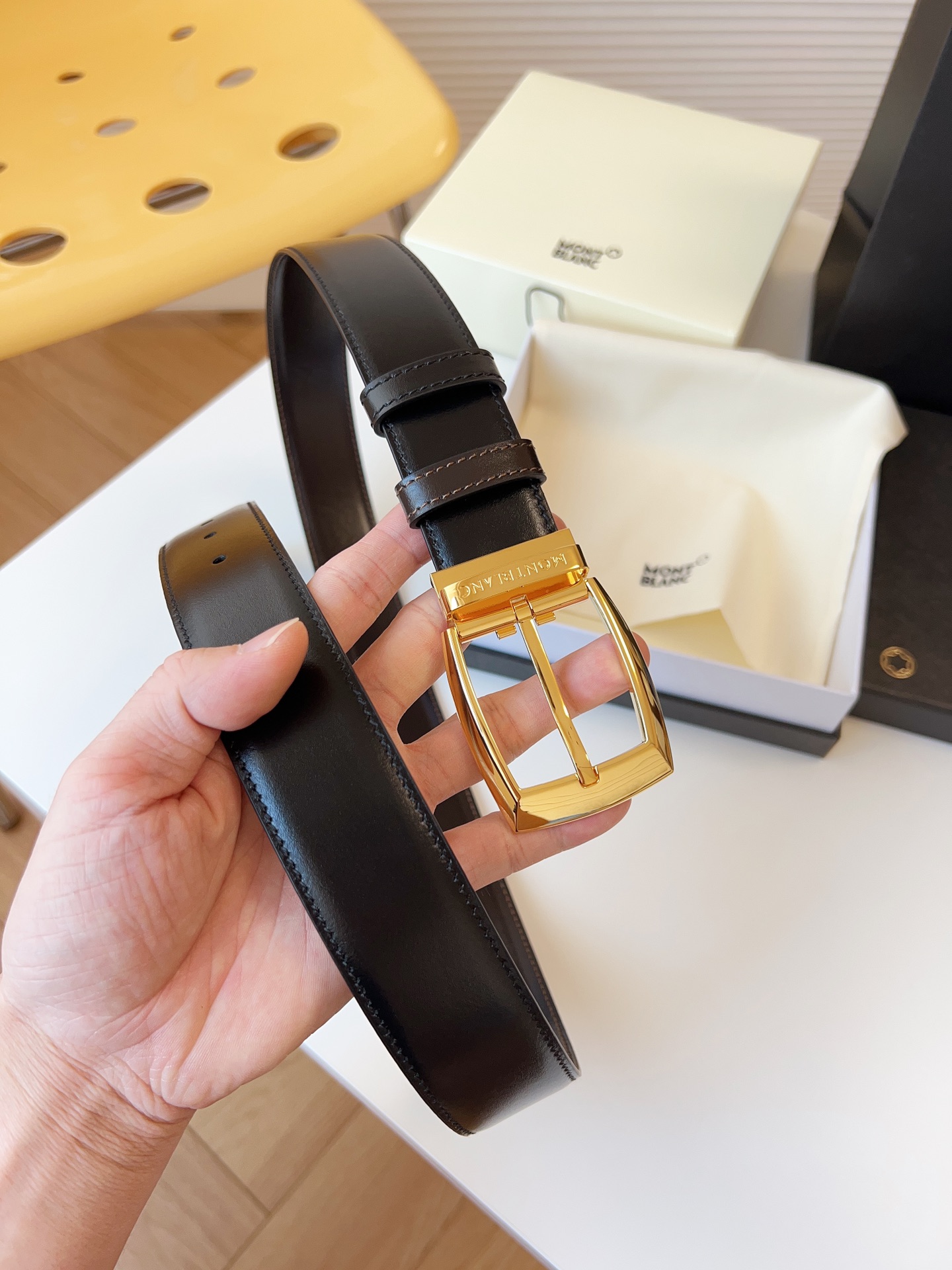 Montblanc Male Leather Belt 35mm