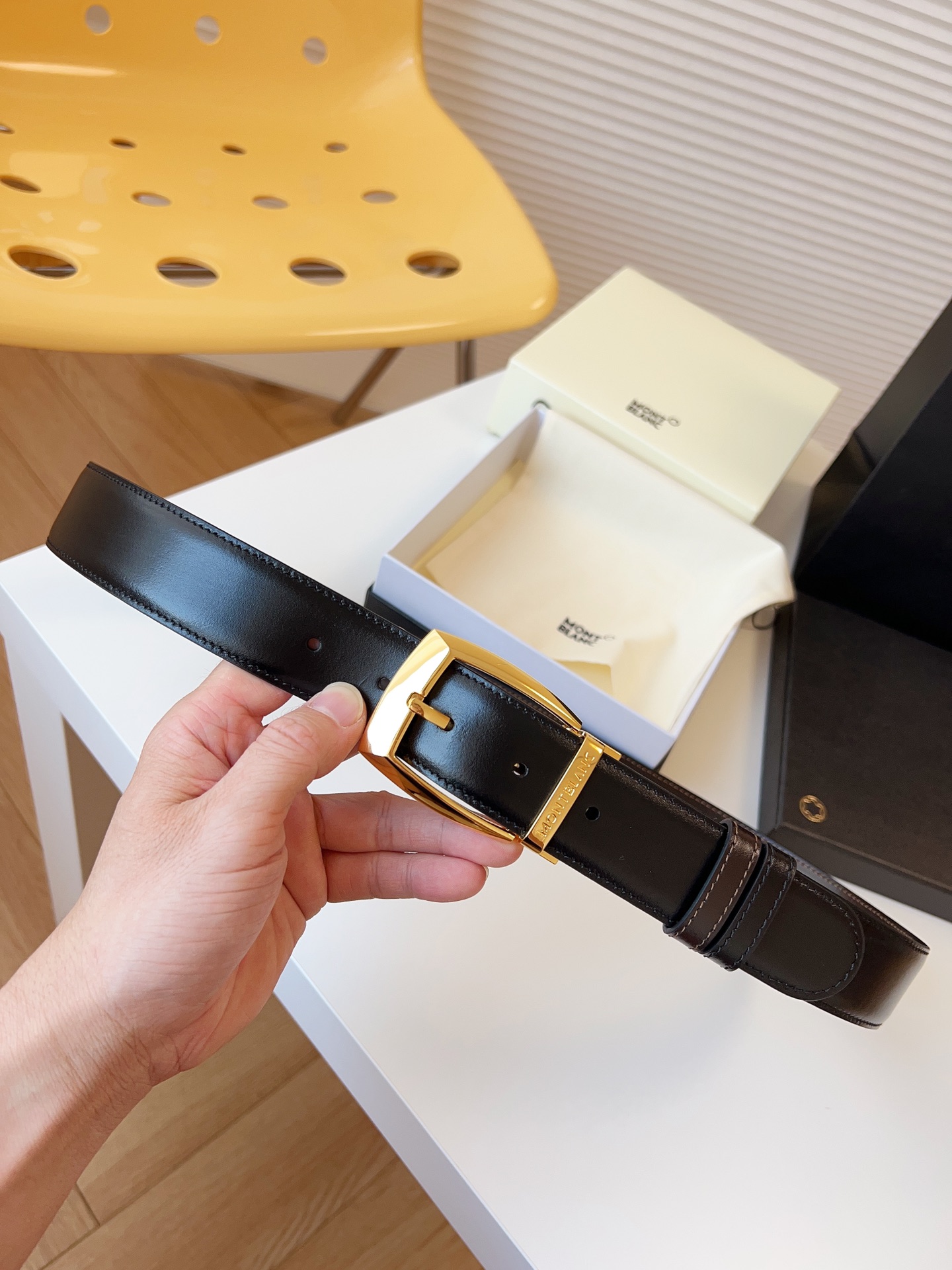 Montblanc Male Leather Belt 35mm