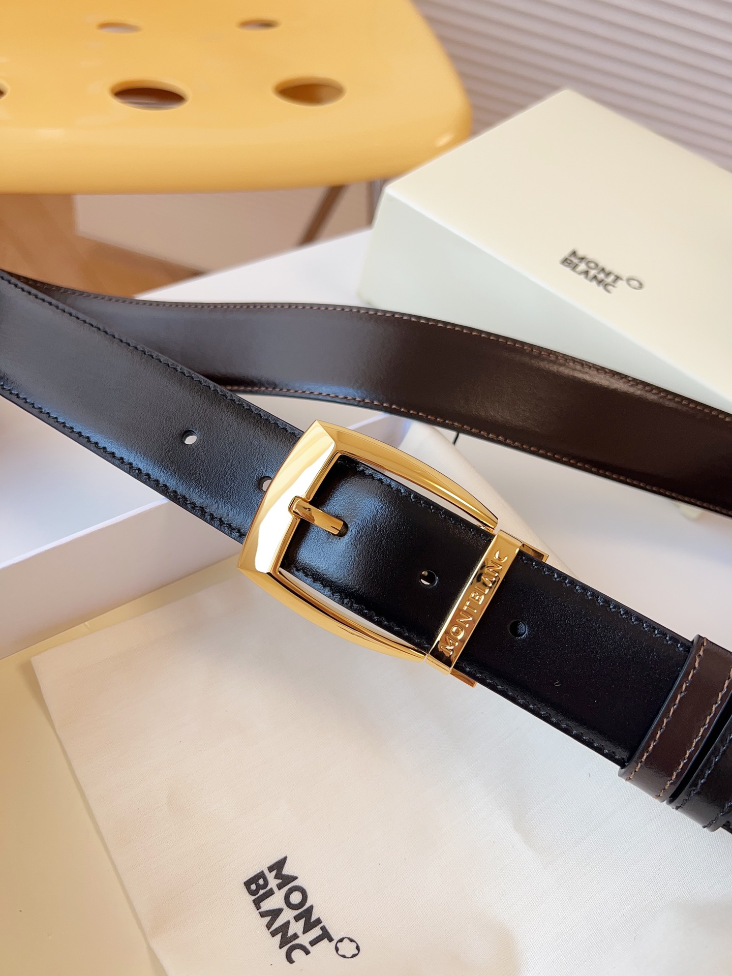 Montblanc Male Leather Belt 35mm