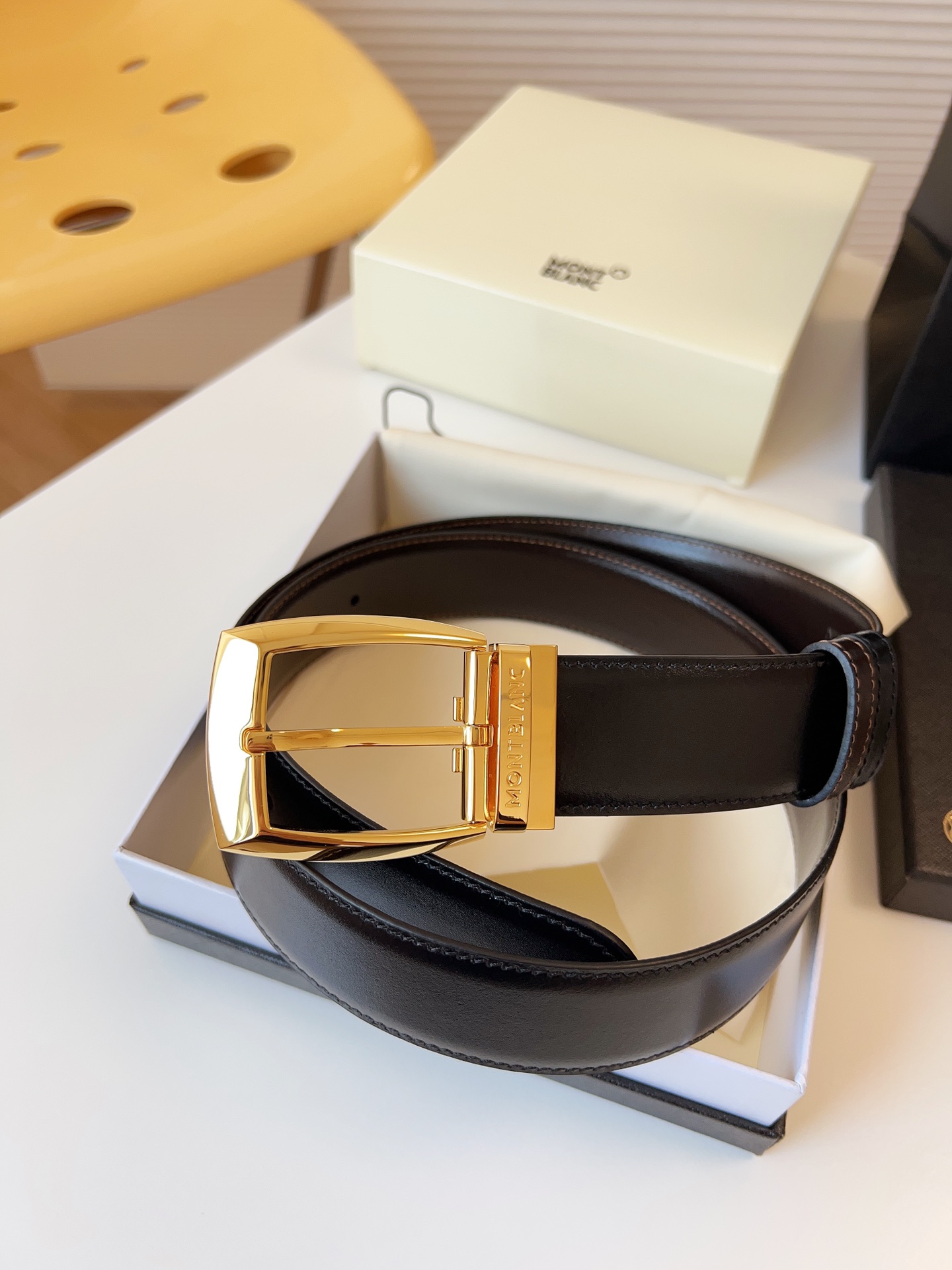 Montblanc Male Leather Belt 35mm