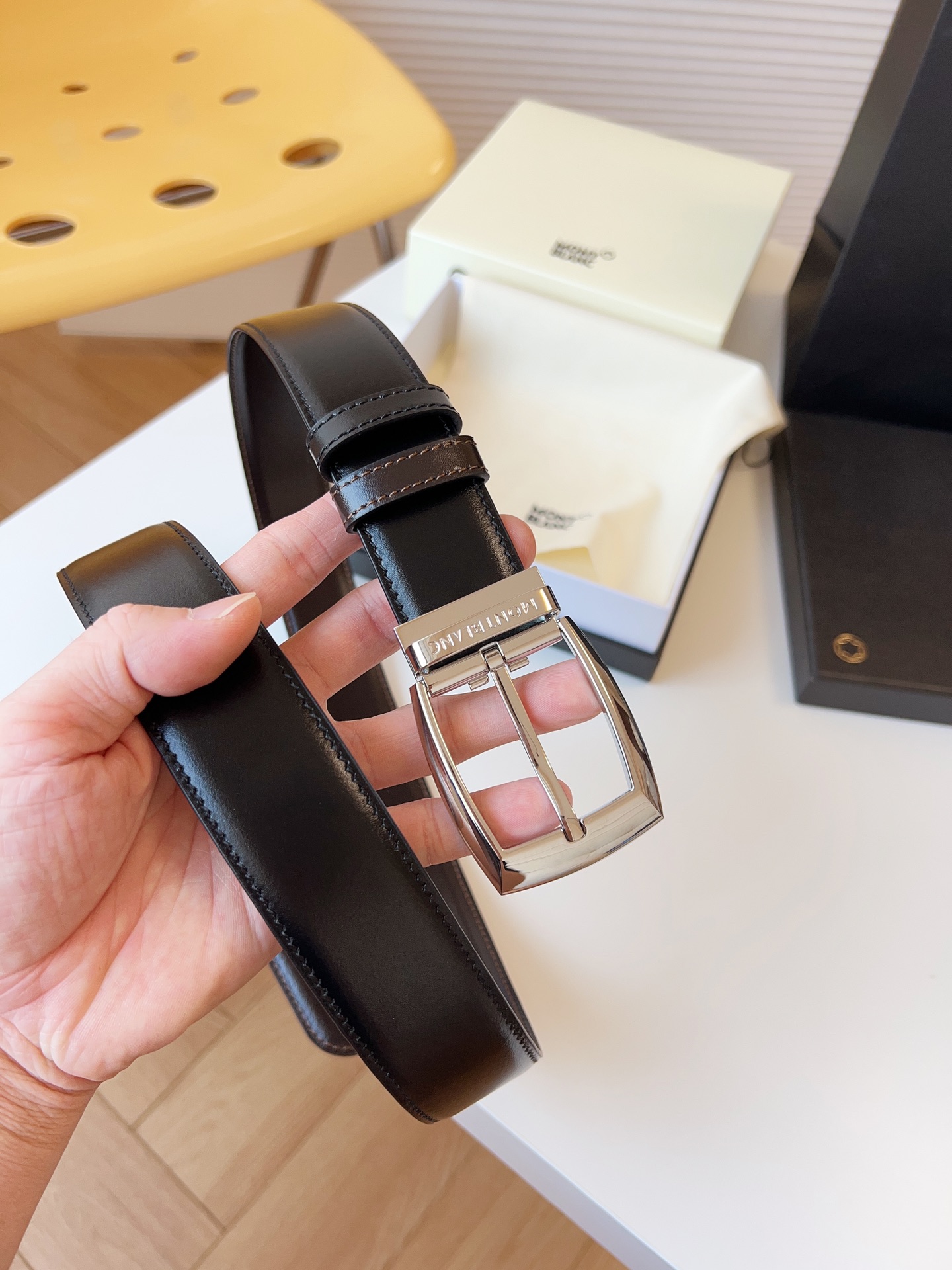 Montblanc Male Leather Belt 35mm