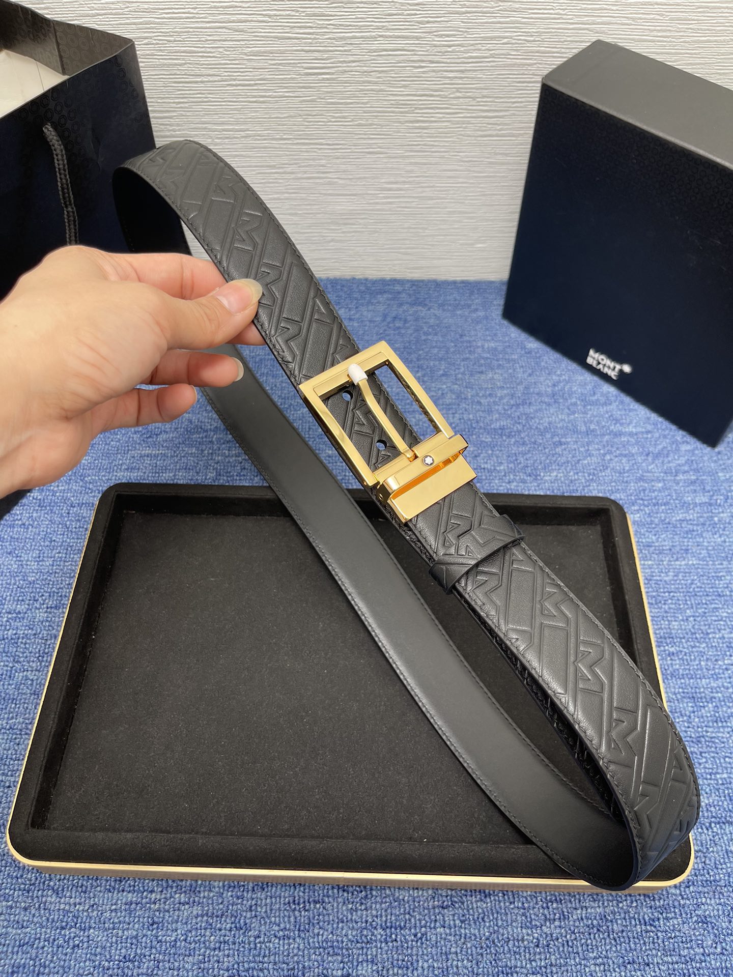 Louis Vuitton Male Basic Belt Cow Leather M