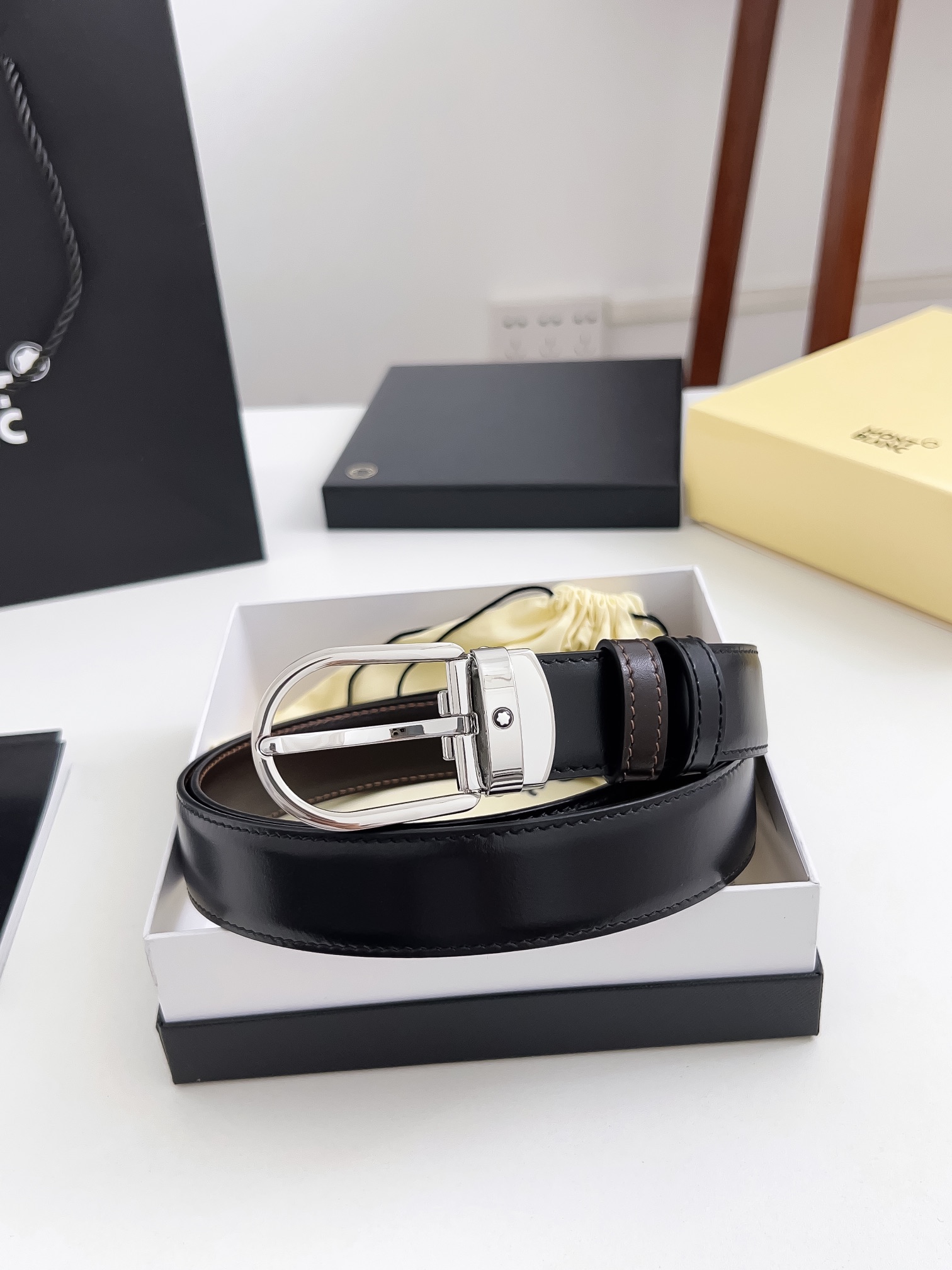 Montblanc Male Pin Buckle Belt Cow Leather M