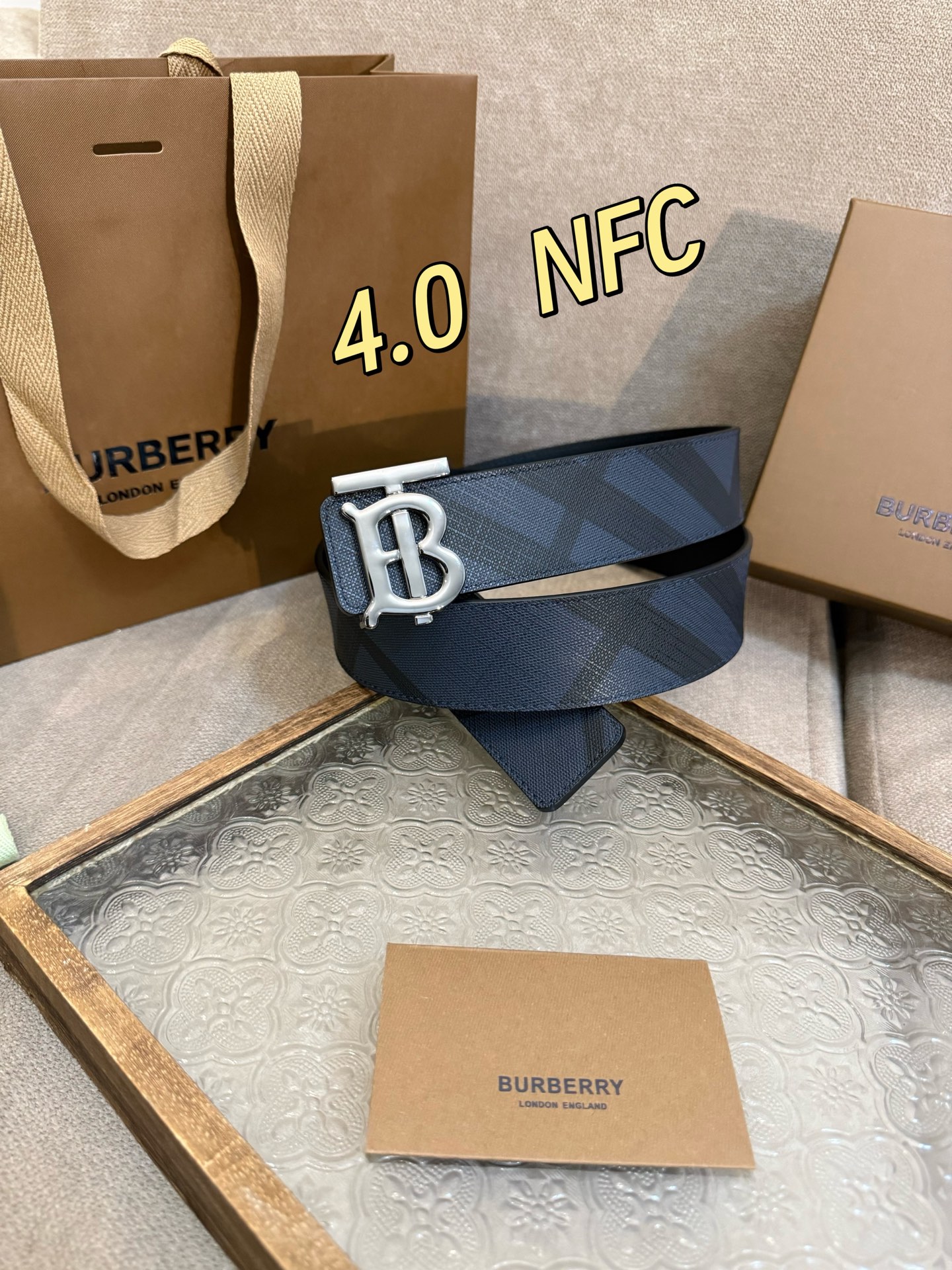 Burberry Basic Belt Cow Leather M