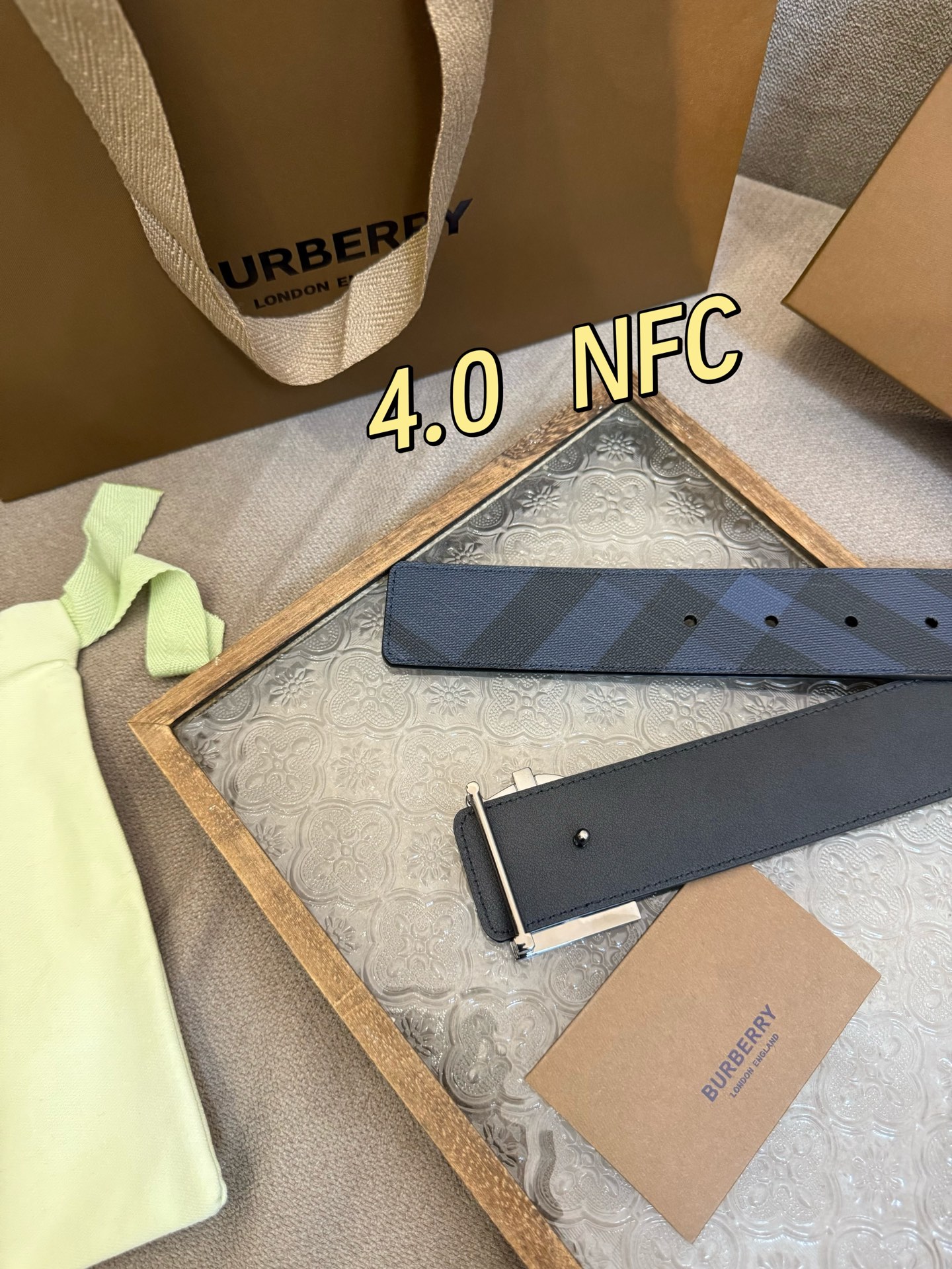 Burberry Basic Belt Cow Leather M