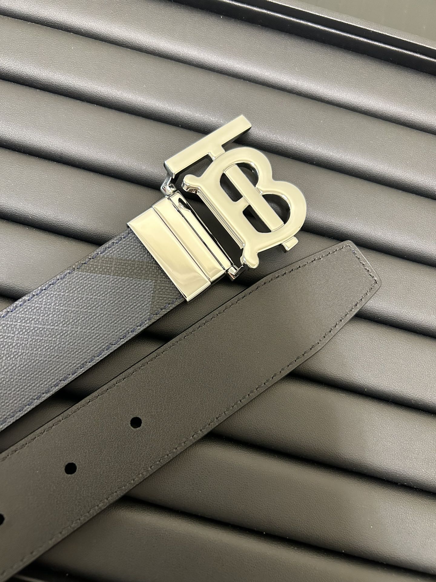 Burberry Male Leather Belt