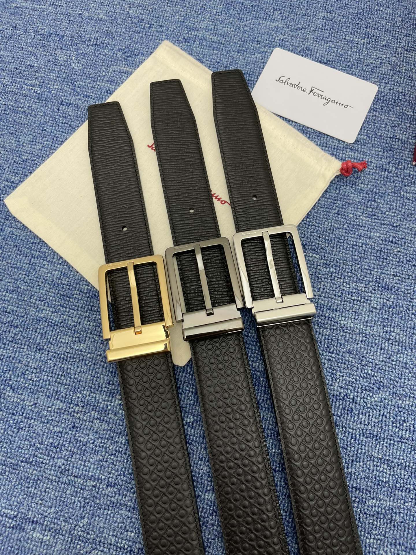 Salvatore Ferragamo Leather Belt Cow Leather Black M