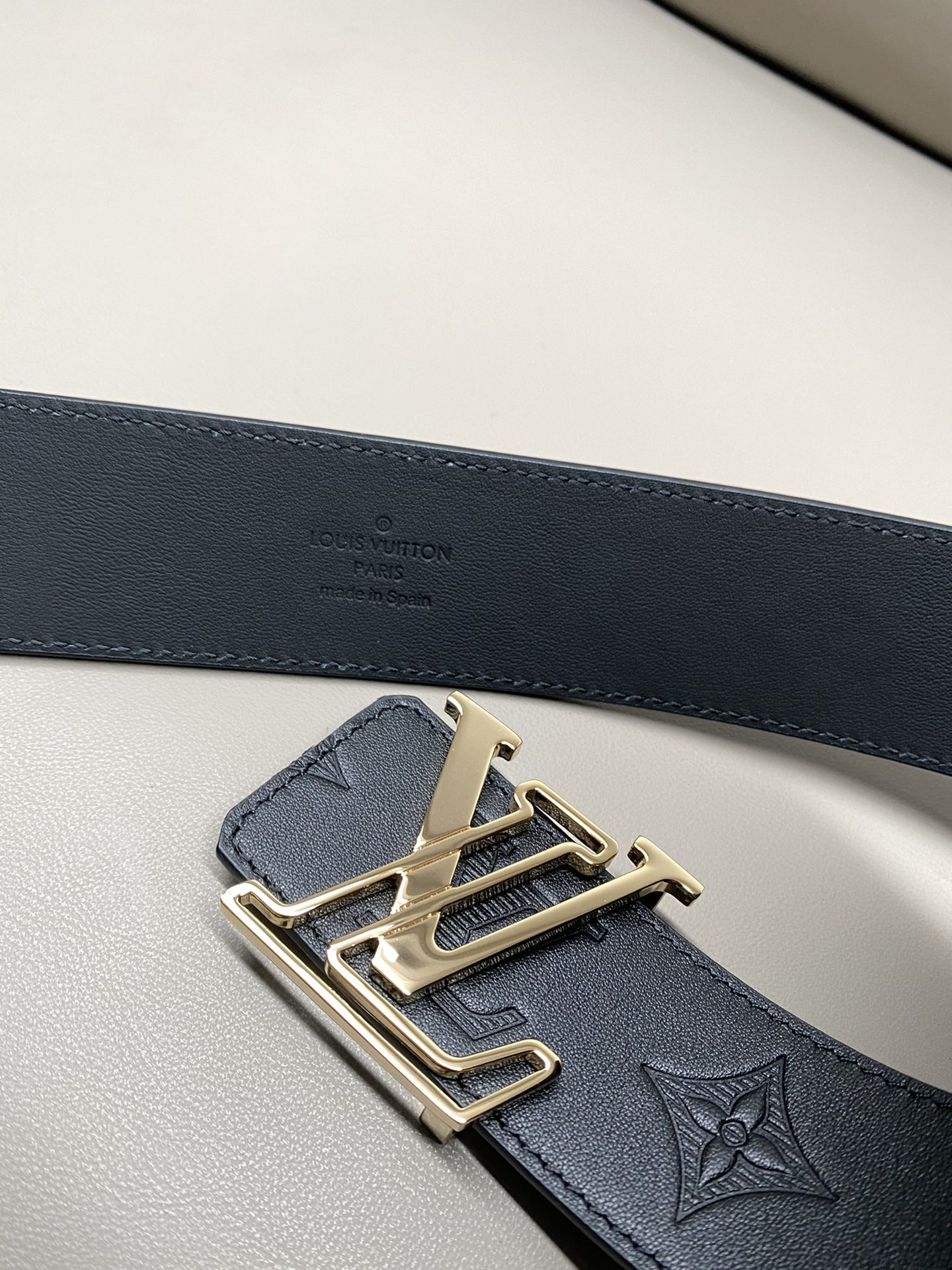 Louis Vuitton Basic Belt Cow Leather S-l