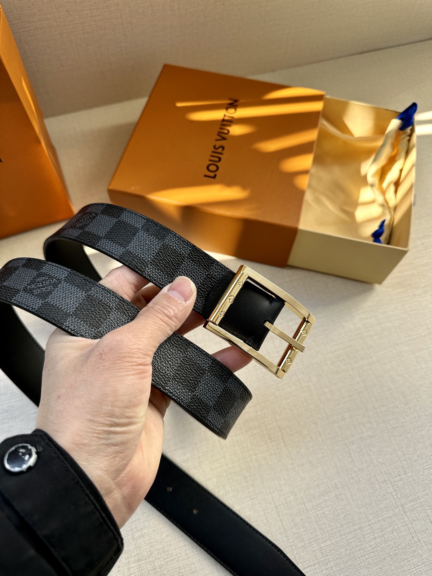 Louis Vuitton Male Pin Buckle Belt Cow Leather S-m-l