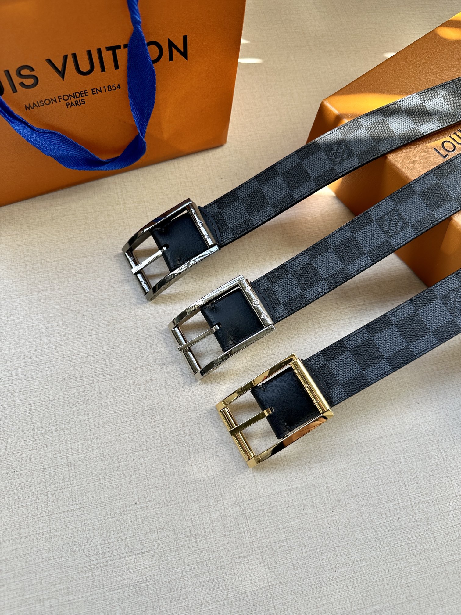 Louis Vuitton Male Pin Buckle Belt Cow Leather S-m-l